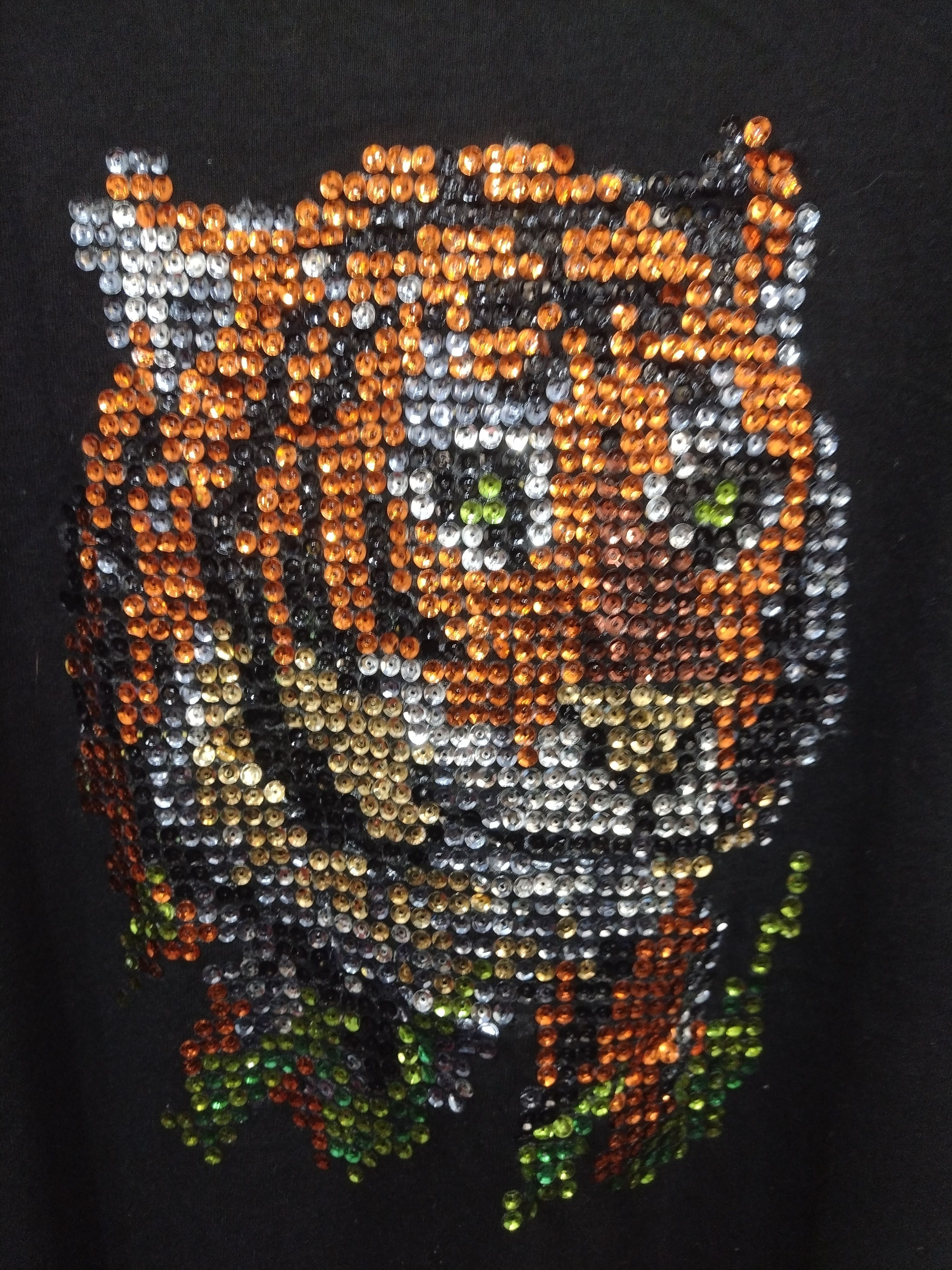 Fruit Of The Loom Vtg tiger sequins Fruits Of the Loom T like new gently used Size US L / EU 52-54 / 3 - 3 Thumbnail