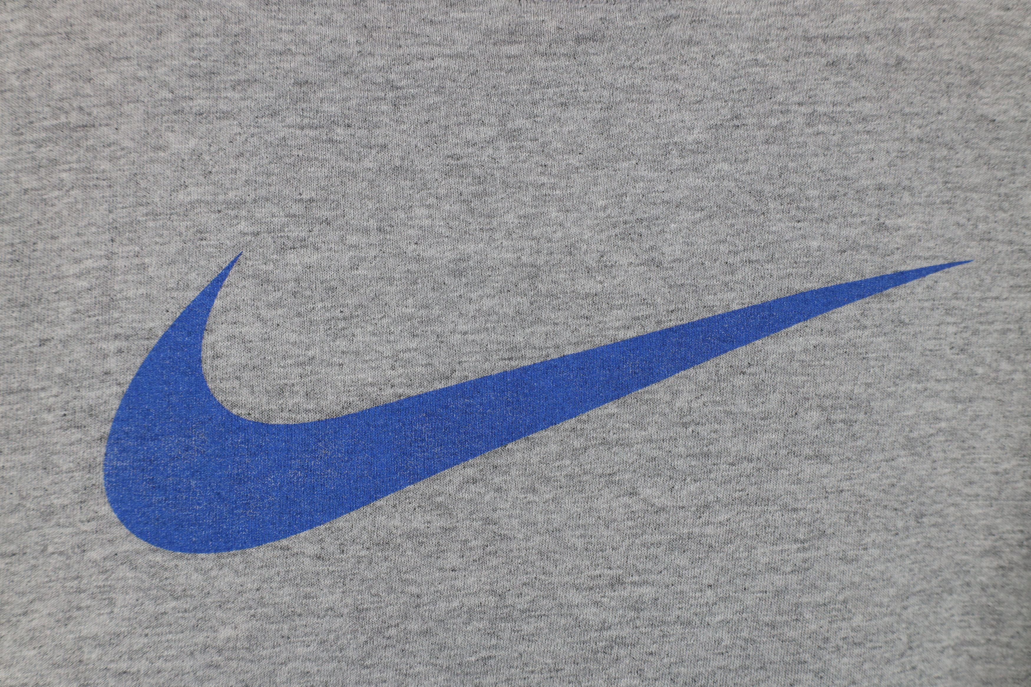 Nike Vintage Nike Swoosh Eastern Ohio Basketball Camp T-Shirt Size US M / EU 48-50 / 2 - 12 Thumbnail
