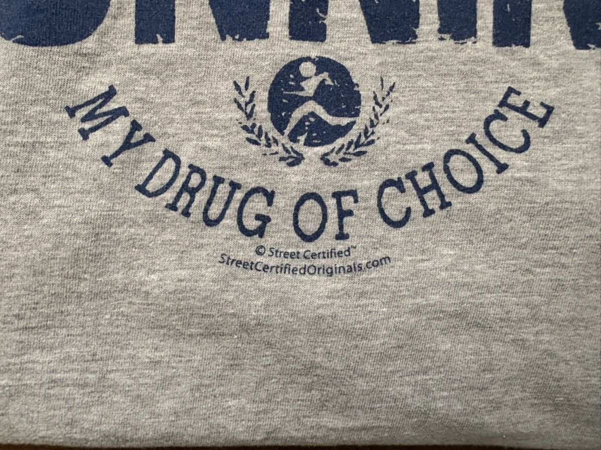 Hanes Vintage (90’s) Beefy Hanes “Running my Drug of choice” Tee Size US M / EU 48-50 / 2 - 3 Thumbnail