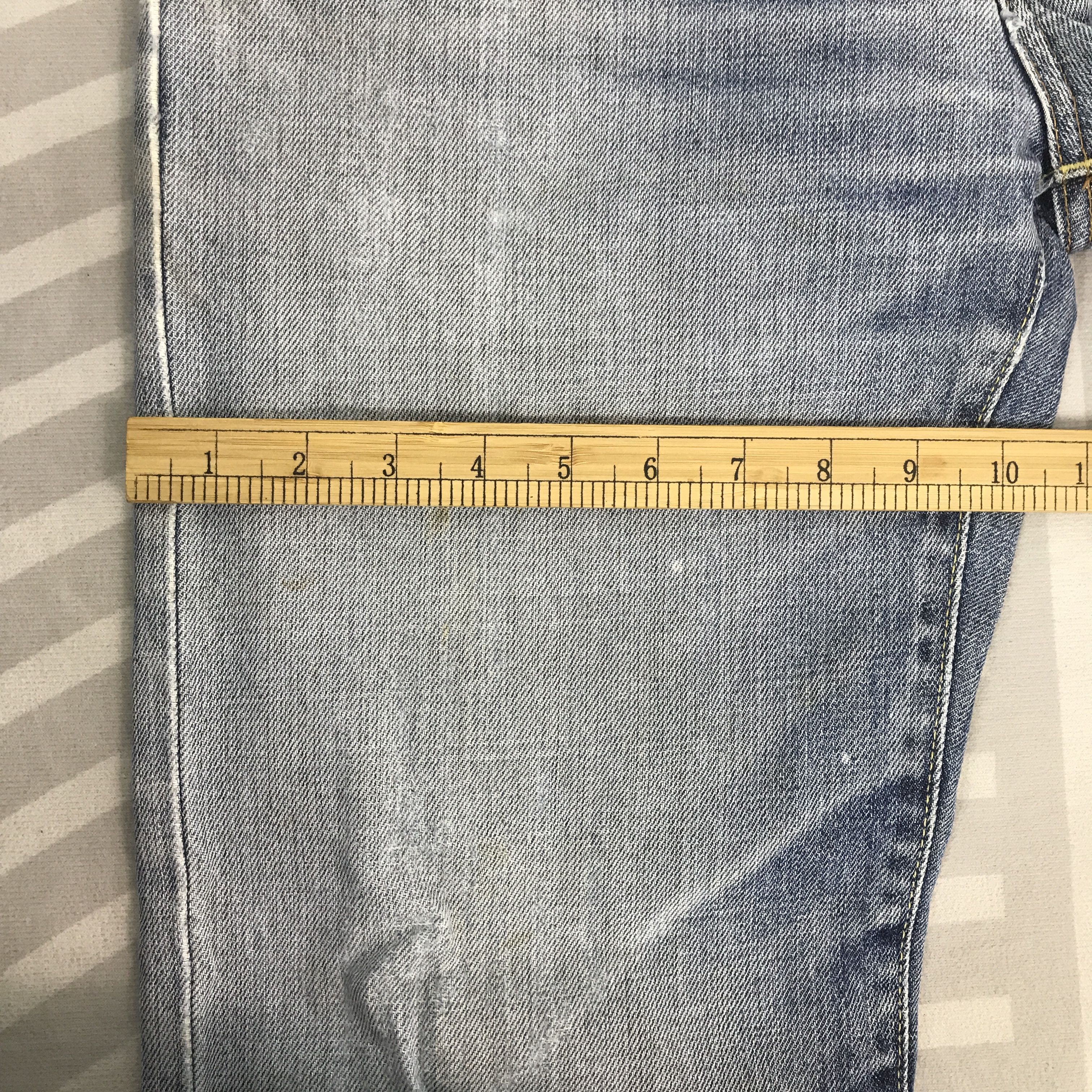 Uniqlo Vintage Uniqlo Japan Distressed Denim Pants Size US 32 / EU 48 - 9 Thumbnail