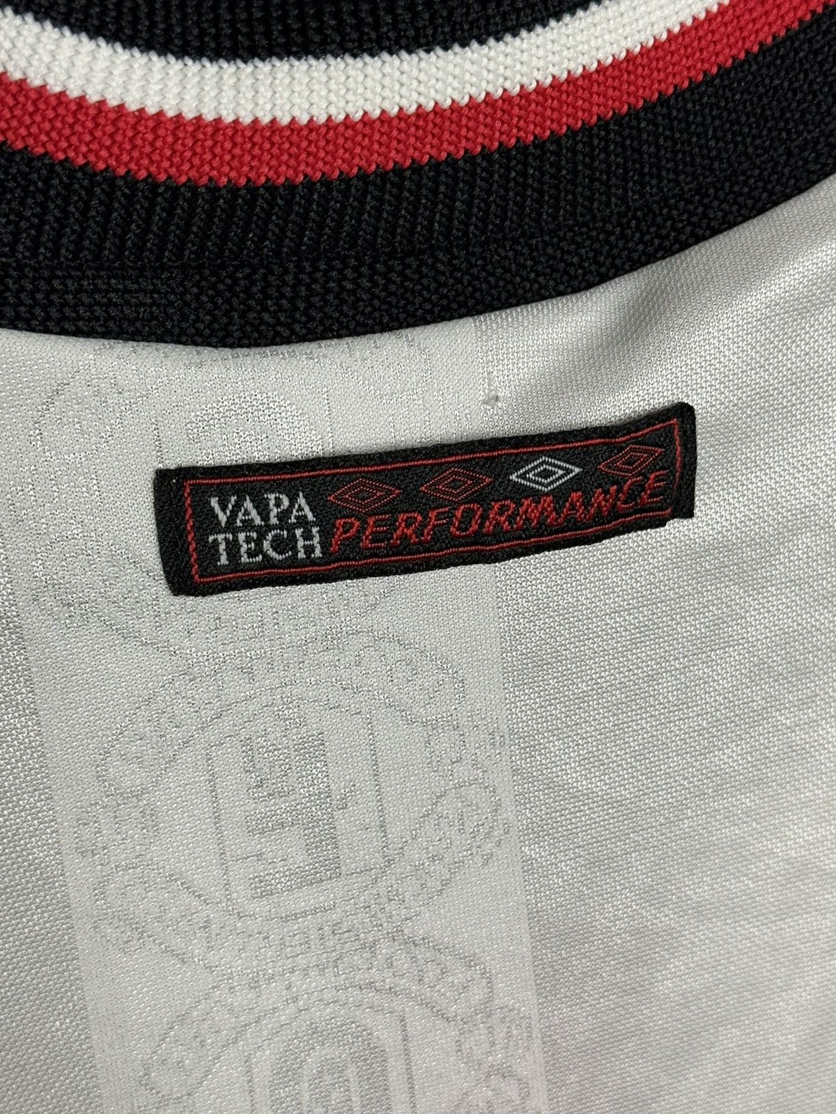 Umbro KIDS Manchester United 97/99 Away Football Jersey T-Shirt Size US XS / EU 42 / 0 - 4 Thumbnail