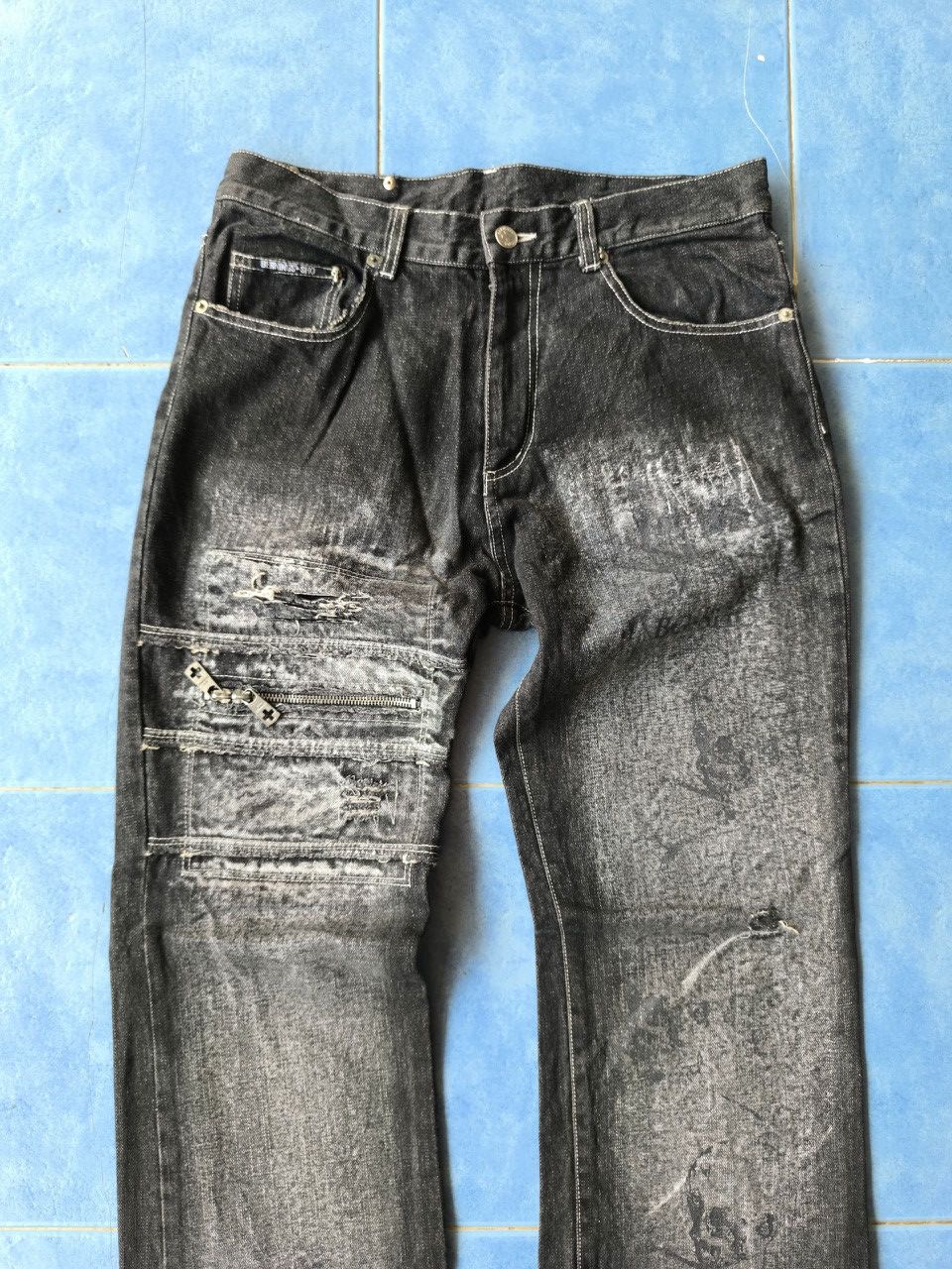 If Six Was Nine Berning Sho Flared Distressed Jeans Size US 31 - 3 Thumbnail
