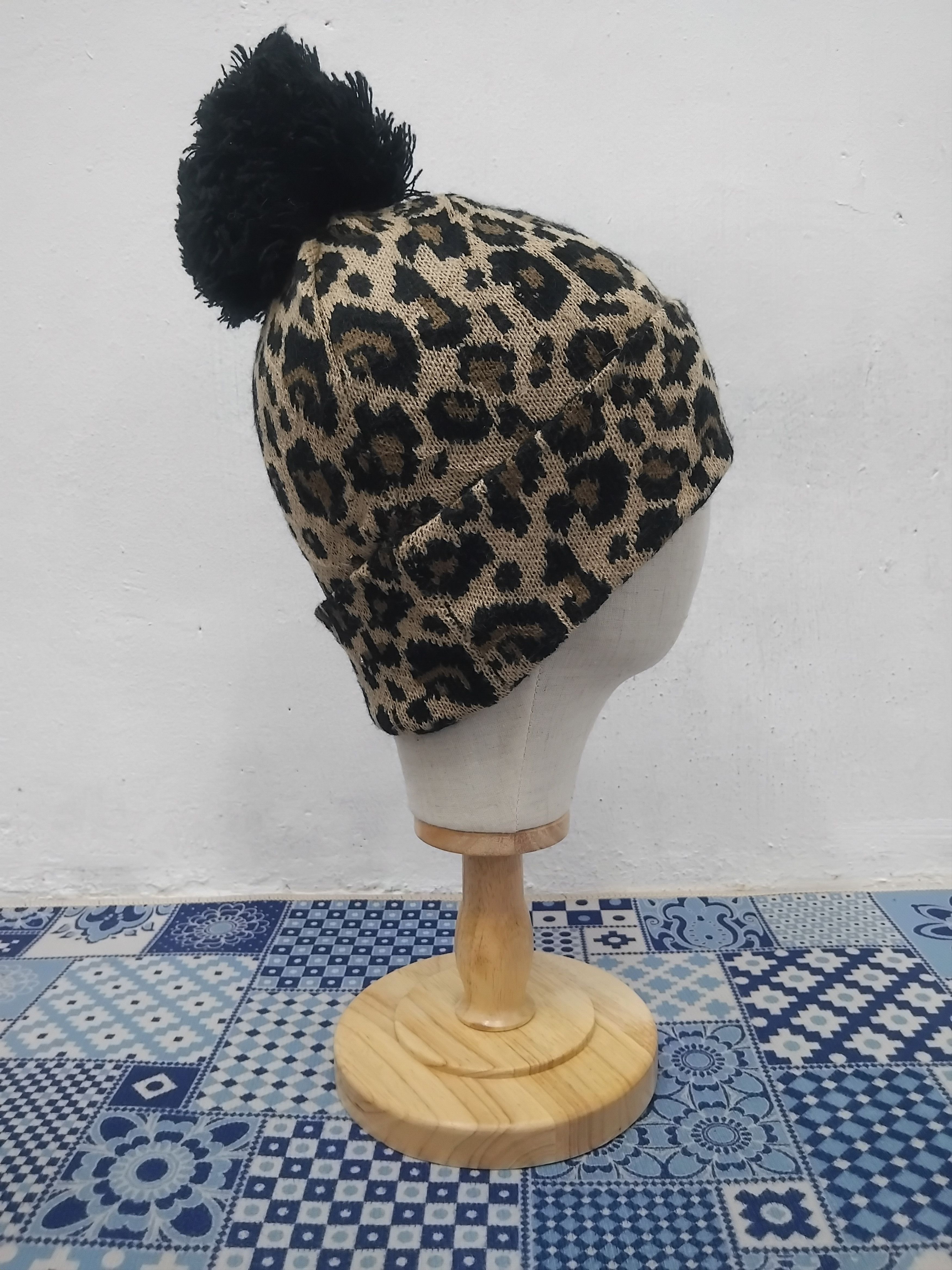 Japanese Brand 💥Sista.j Leopoard Beanie hat Size ONE SIZE - 5 Thumbnail