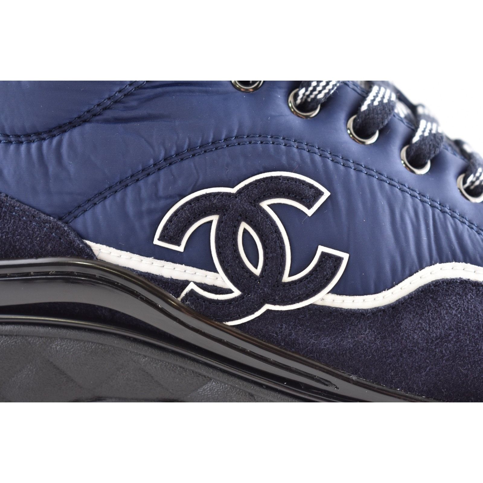 Chanel Chanel 19B Blue Quilted Platform CC Logo High Top Trainer Size US 11 / EU 44 - 3 Thumbnail