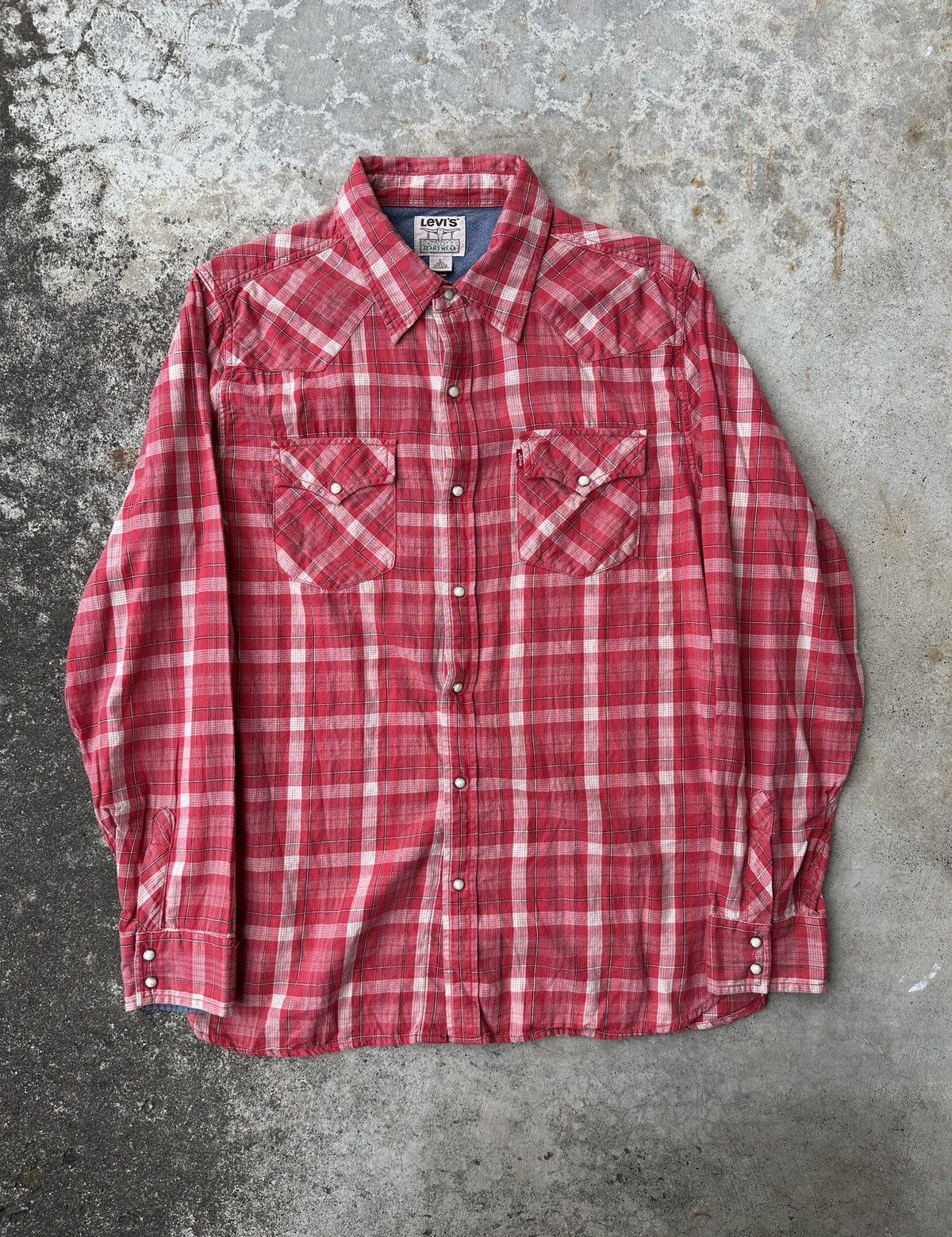 Levi’s Western Pink Salmon Snapped Plaid Flannel Shirt
