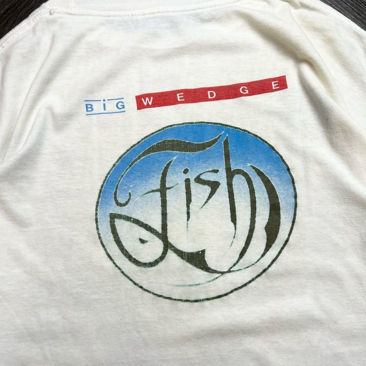 Band Tees × Vintage Vintage 90s Fish Band T-Shirt Size US XL / EU 56 / 4 - 5 Thumbnail