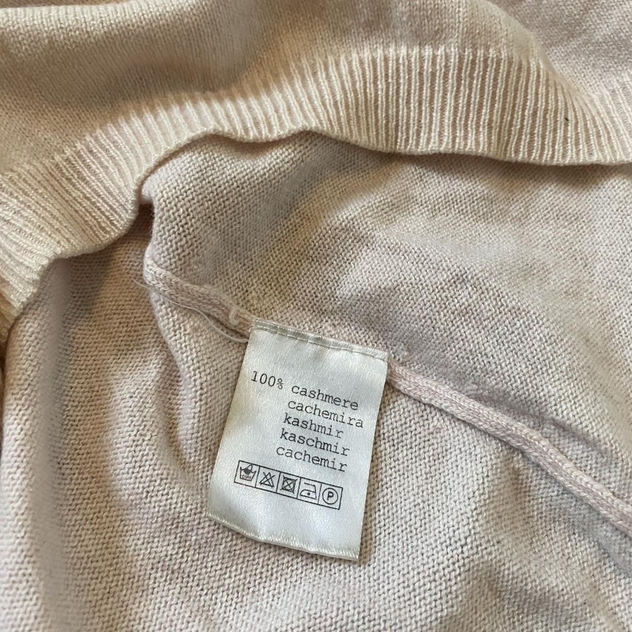Other Cashmere Rose of my heart pink and white sweater Size US L / EU 52-54 / 3 - 3 Thumbnail