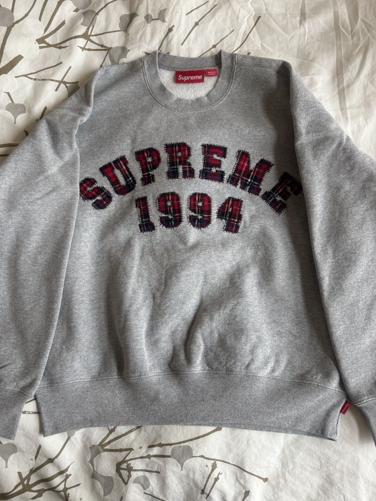 Supreme Supreme X Angels Pond Plaid Arc Crewneck size Medium NEW Size US M / EU 48-50 / 2 - 1 Thumbnail