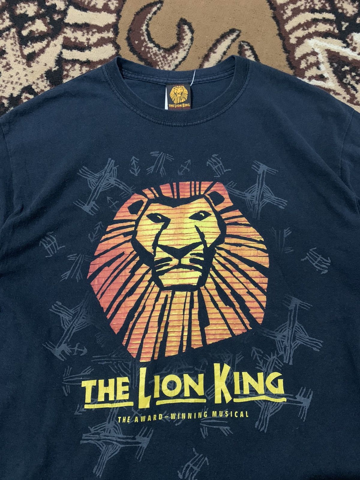 Vintage Vintage Film Disney Lion King T Shirt Size US M / EU 48-50 / 2 - 2 Thumbnail