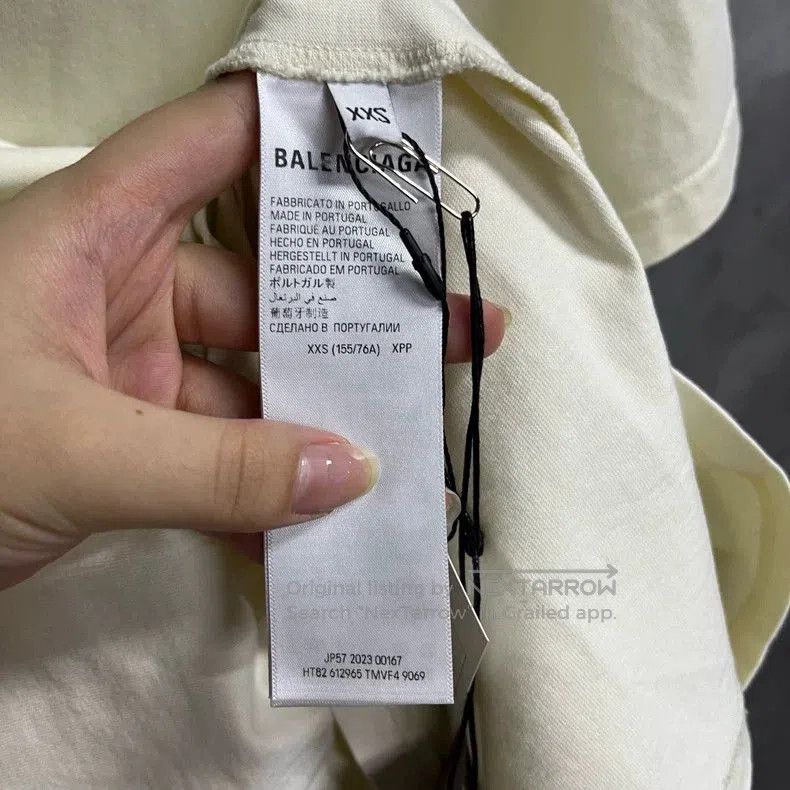 Balenciaga Balenciaga Beige Logo Print Short Sleeve T-shirt. Size US XXS / EU 40 - 4 Thumbnail