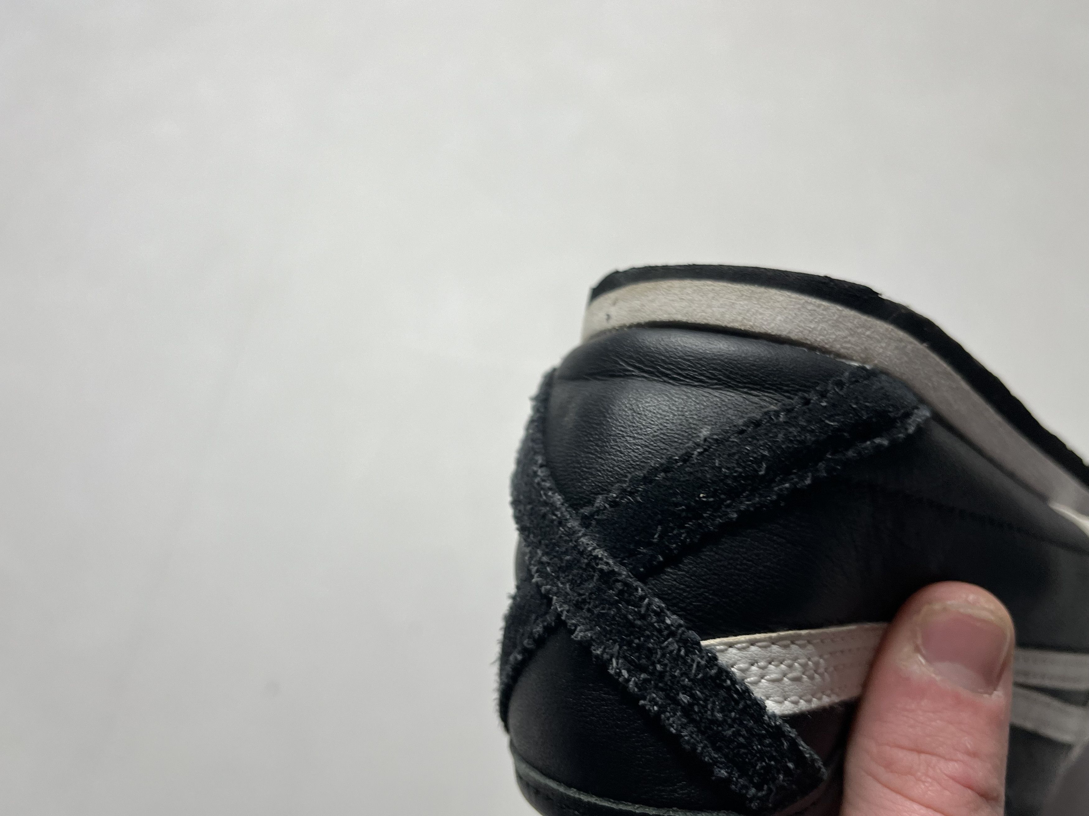Asics Vintage ASICS Onitsuka Tiger sneakers Size US 12 / EU 45 - 14 Thumbnail