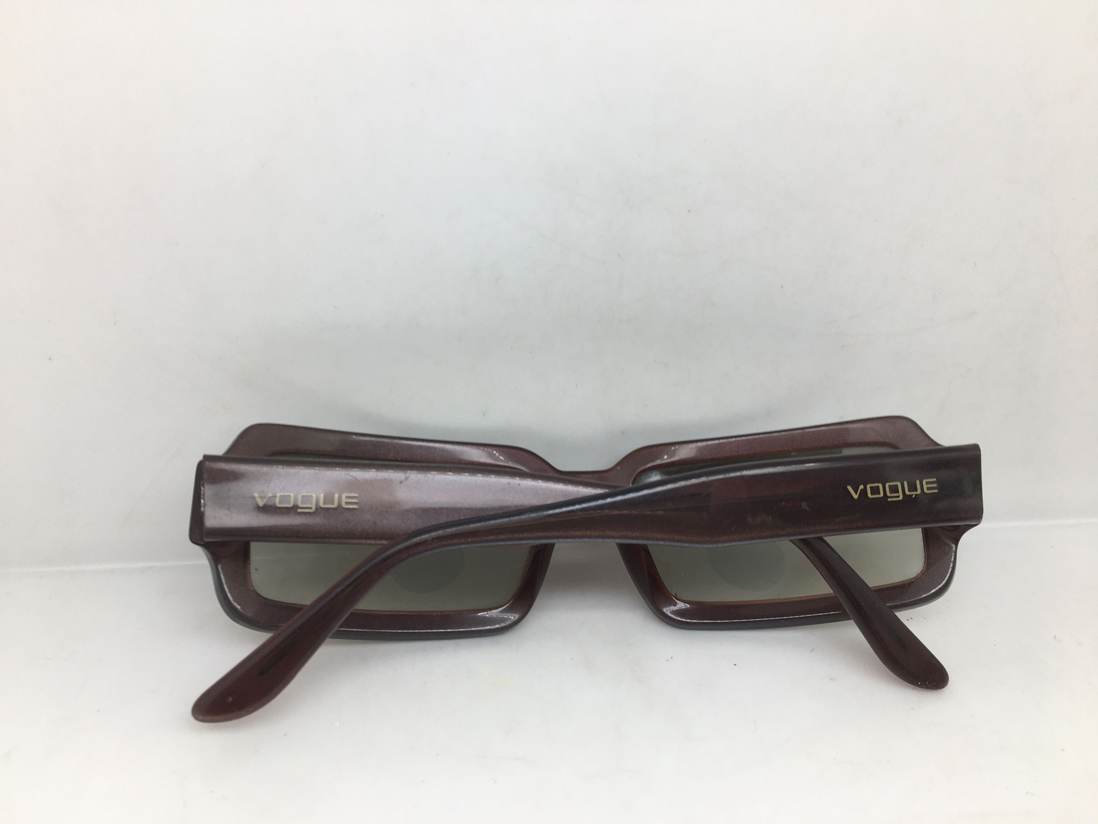 Vogue Vintage Vogue VO2260-S Wrapped Sunglasses Frame Italy  display picture 2