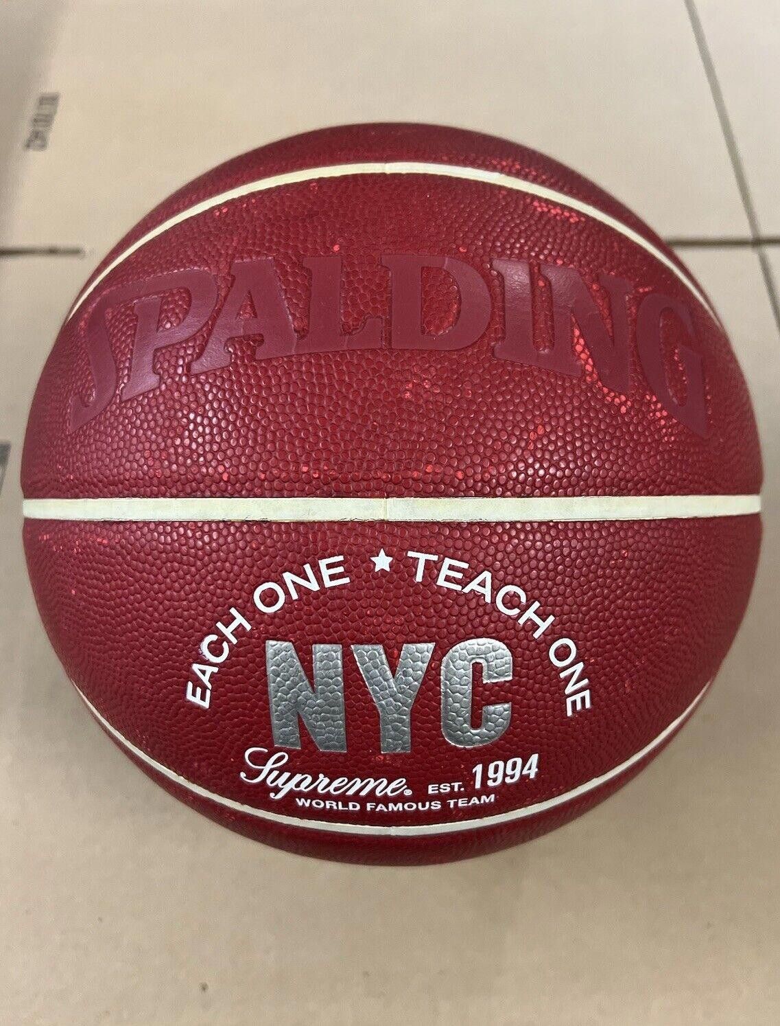 Supreme 1996 Supreme x Spalding Basketball 1/70 Size ONE SIZE - 3 Thumbnail