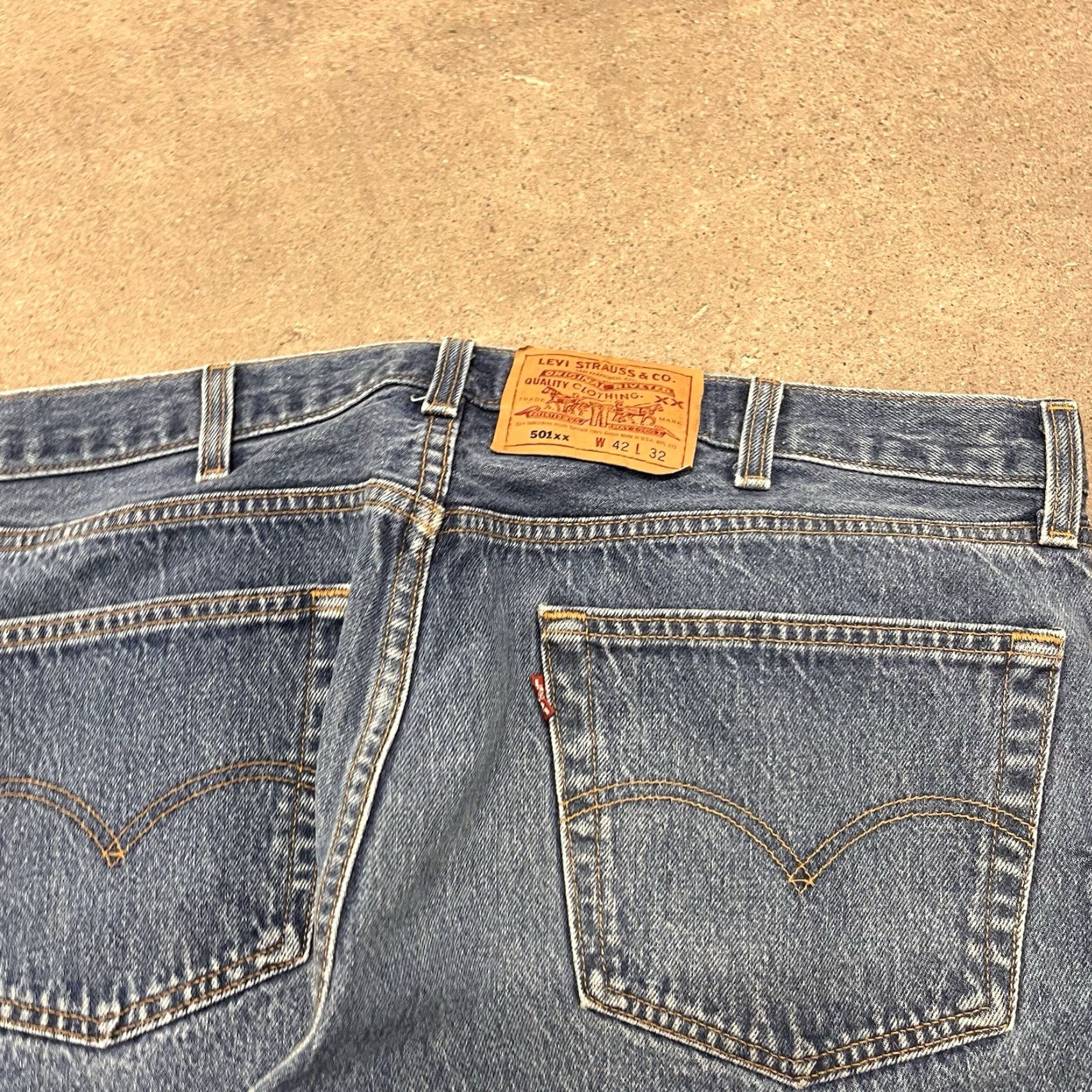 VTG Levi's 501 Jeans Mens 38x32 USA Made 90s Denim Distressed Blue Regular Straight Button Fly Pockets 5-Pocket Design Vintage Clothing Men's