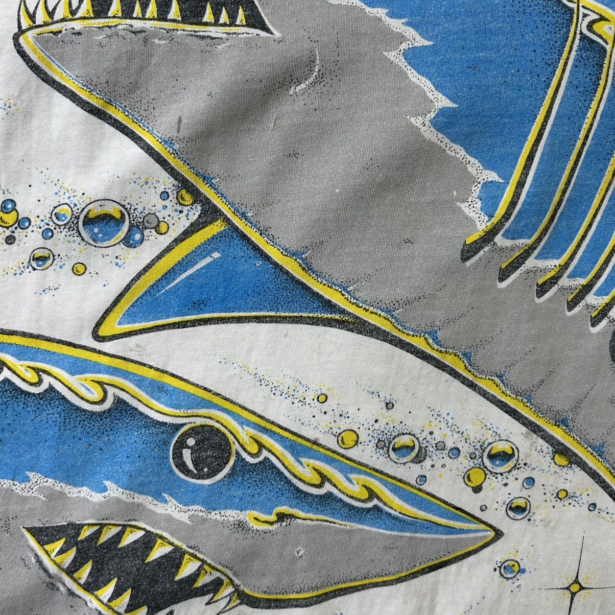 Vintage Vintage 90s Shark Ocean Over Print Graphic Tee Size US XL / EU 56 / 4 - 9 Thumbnail