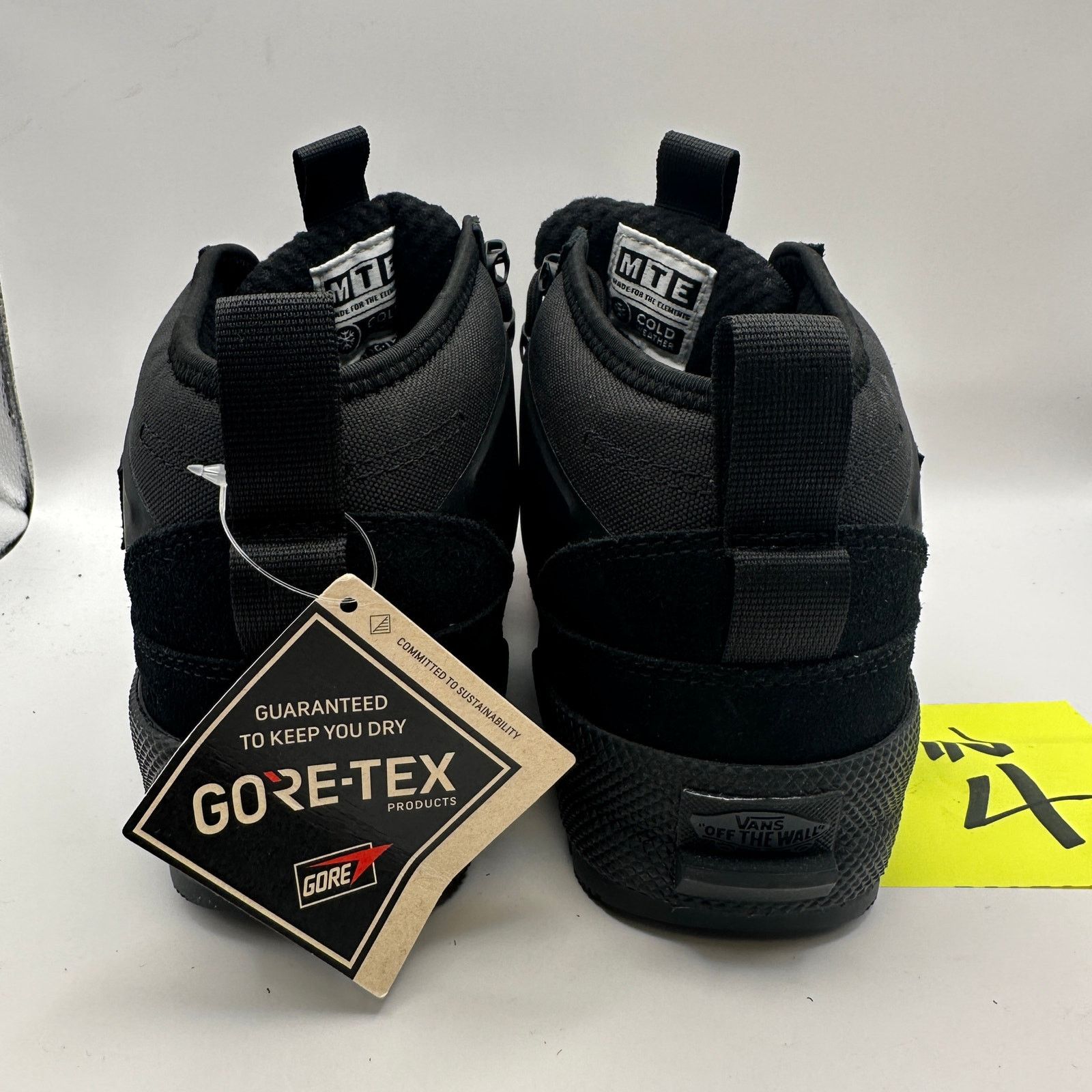 Vans VANS Men's 7.5 Half Cab GORE-TEX MTE Black VN000CVMBKA NWOB Size US 7.5 / EU 40-41 - 3 Thumbnail