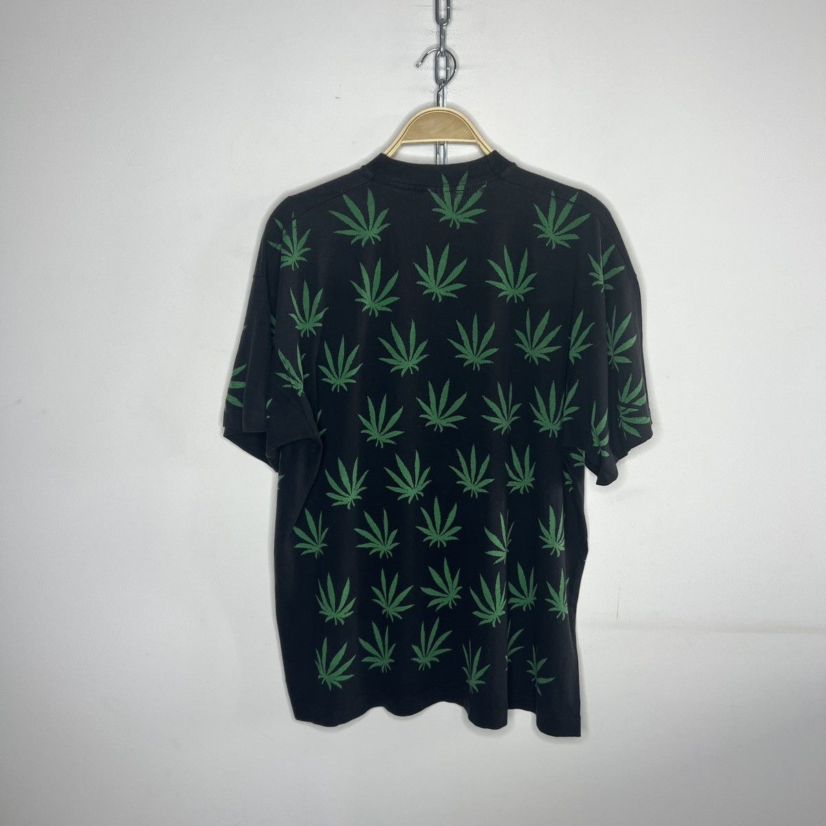 Other Vintage 90’s Amsterdam Marijuana Cannabis T-Shirt Y2K Size US XL / EU 56 / 4 - 9 Thumbnail