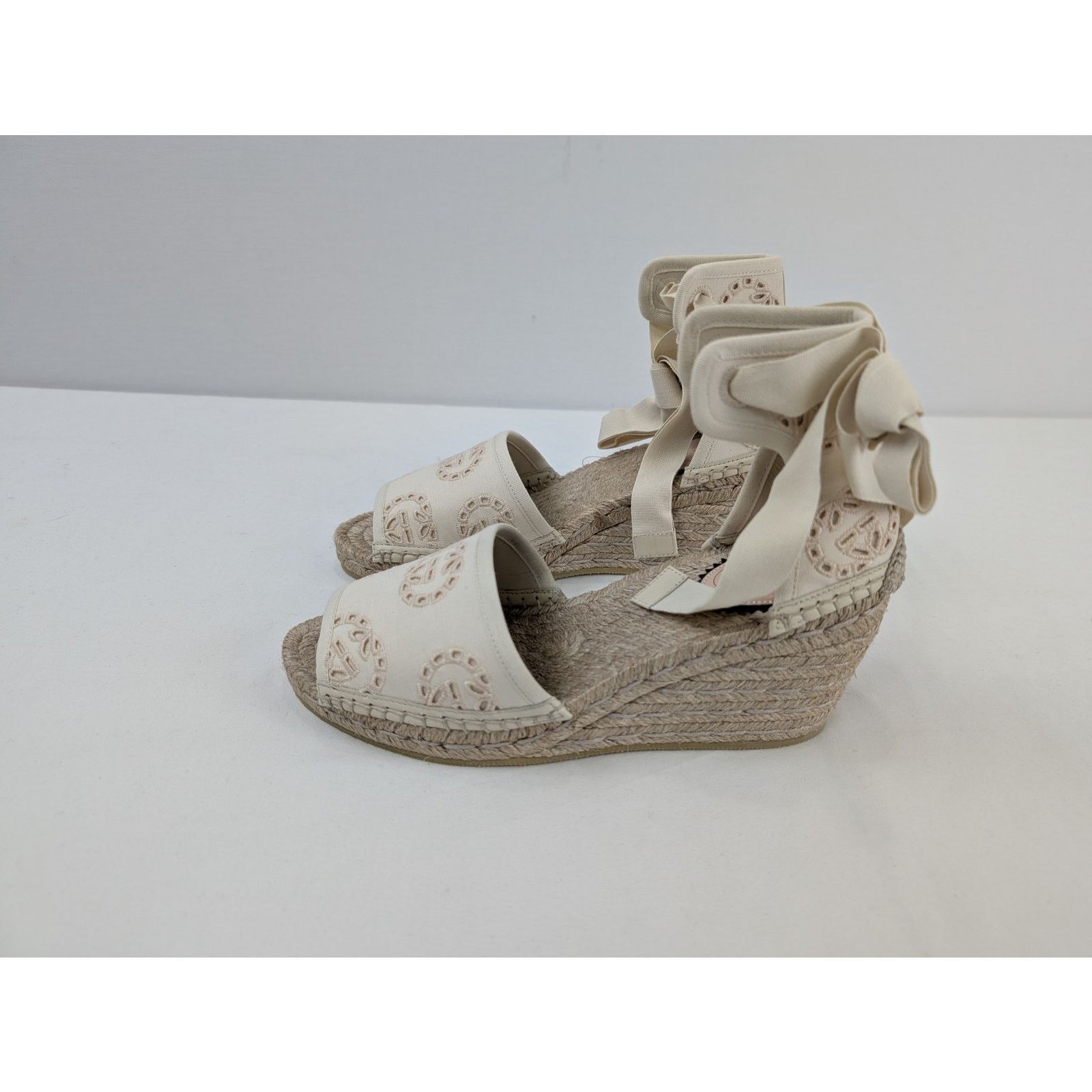 Gucci o1rshd1 Interlocking G canvas espadrille wedge sandal Size US 7 / IT 37 - 5 Thumbnail