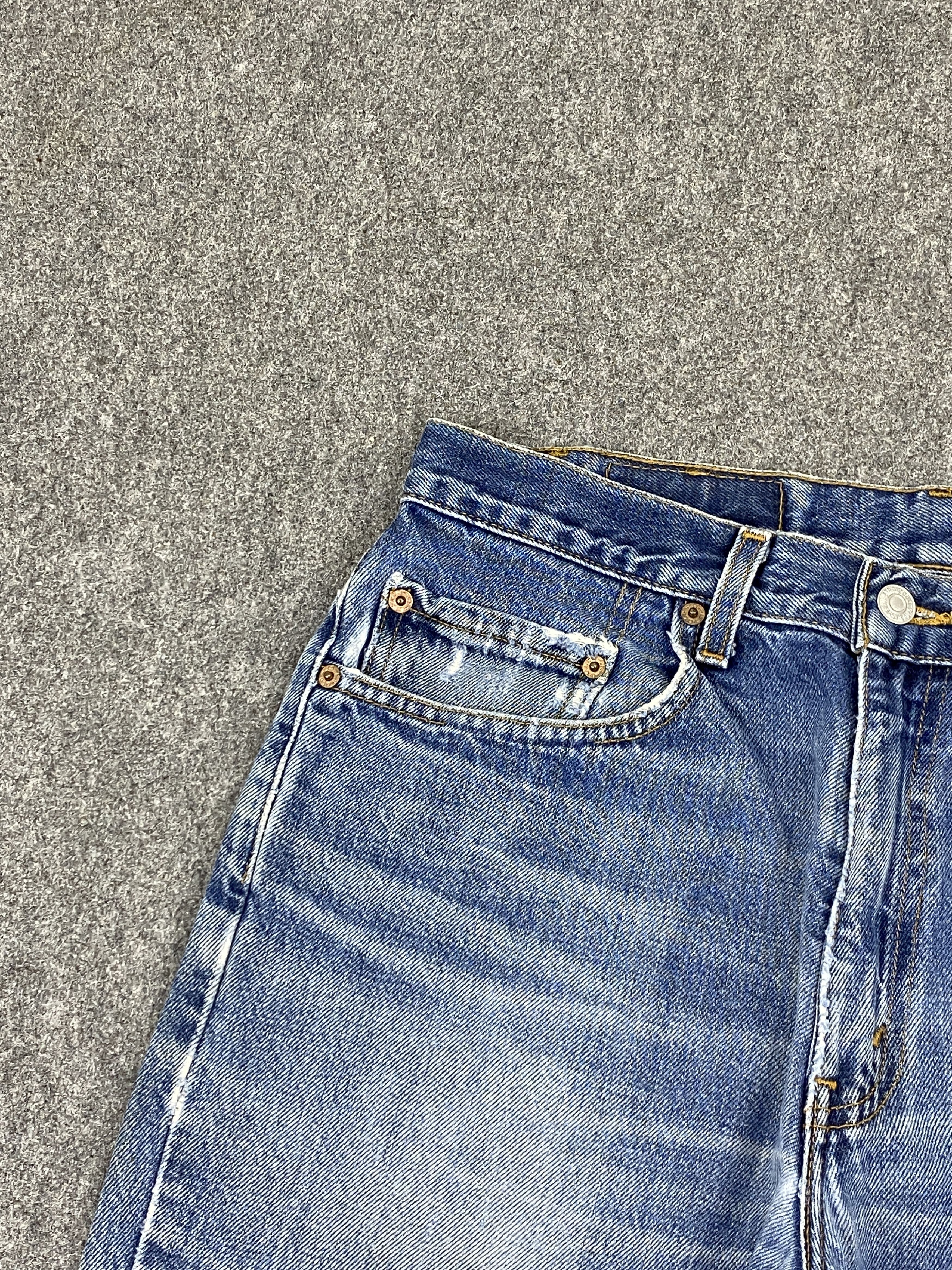 Levi's Vintage 90s Levis 550 Relaxed Fit Faded Blue Jeans DP2716 Size US 32 / EU 48 - 14 Thumbnail