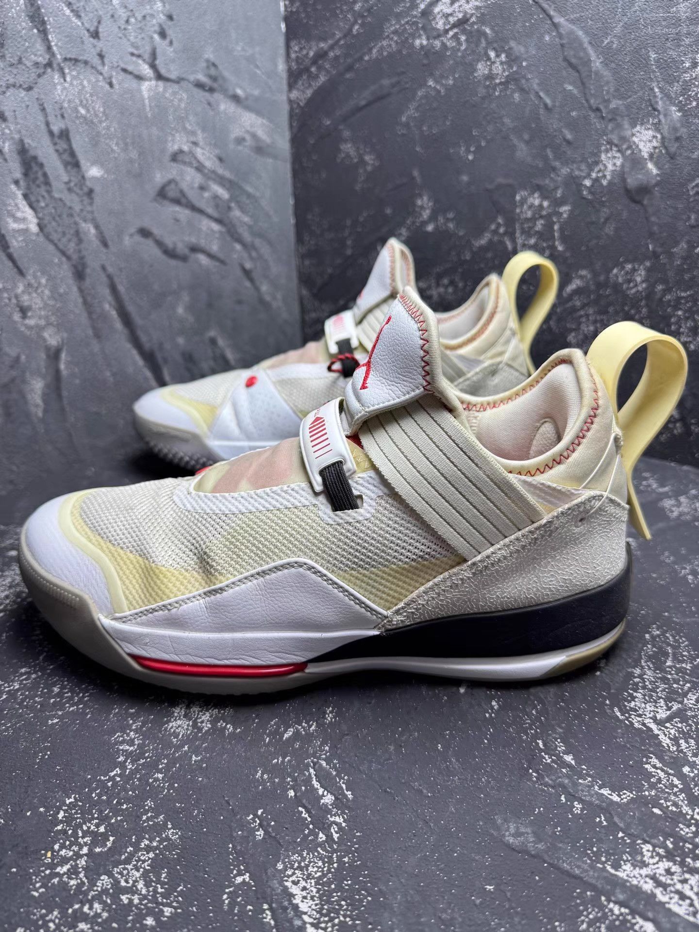 Nike Air Jordan 33 White Cement Low SE Q10 Size US 9.5 / EU 42-43 - 7 Thumbnail