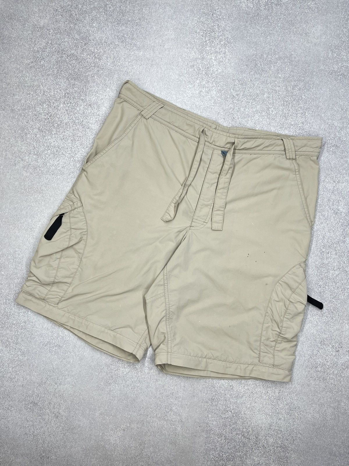 Vintage Vintage Nike ACG Nylon Cargo Shorts Beige Drill Y2K Size US 32 / EU 48 - 2 Thumbnail