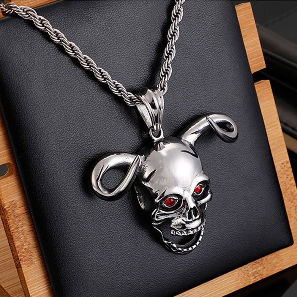 Jewelry Gothic Claw Satan Skull Pendant Necklace Size ONE SIZE - 2 Thumbnail
