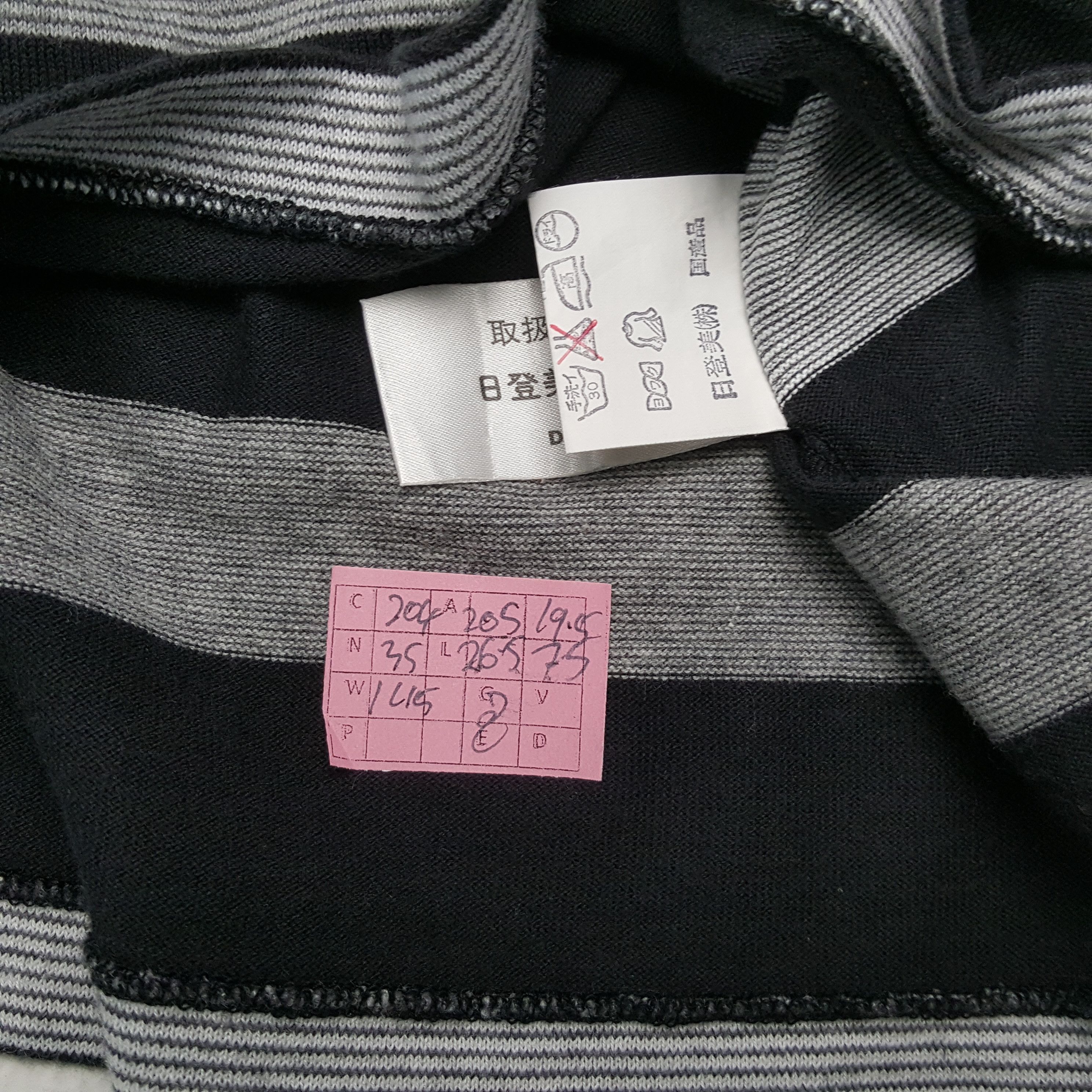 Issey Miyake × Japanese Brand × Vintage IM Product Japanese Designer Brand ISSEY MIYAKE Tshirt Size US M / EU 48-50 / 2 - 4 Thumbnail