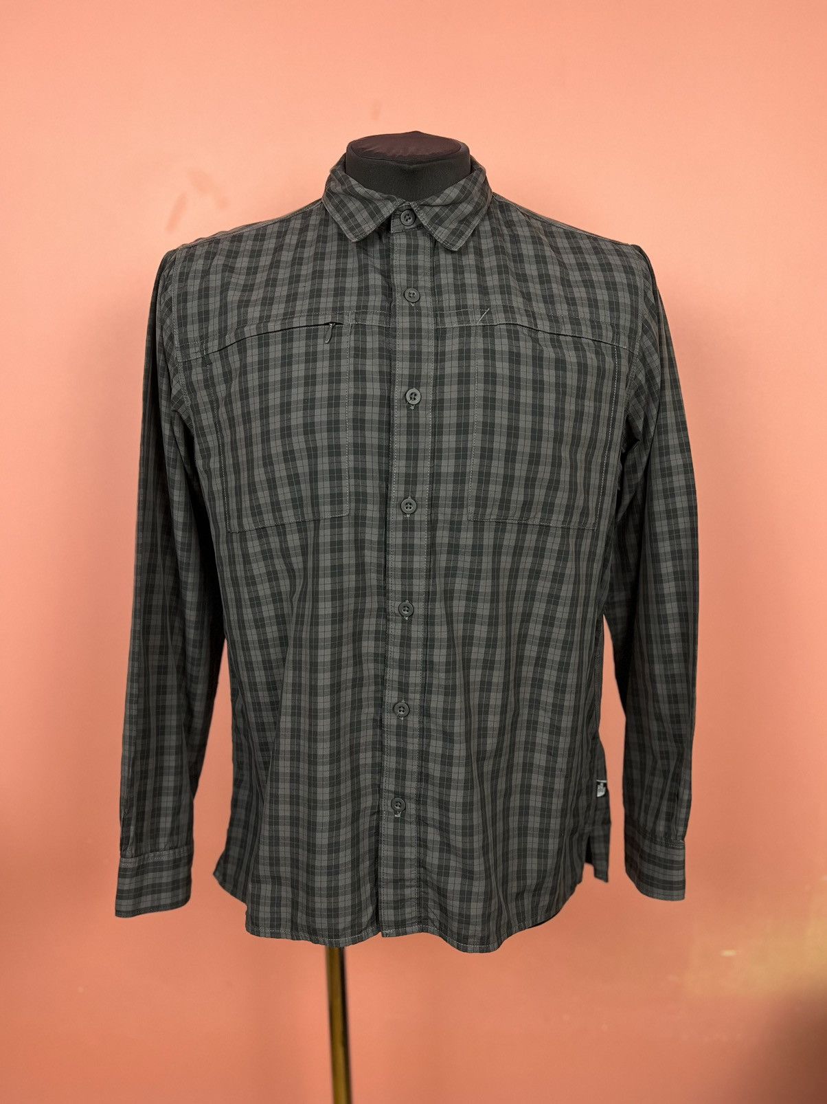 The North Face Vented Fishing Shirt, Green Plaid Outdoors, Mens XL