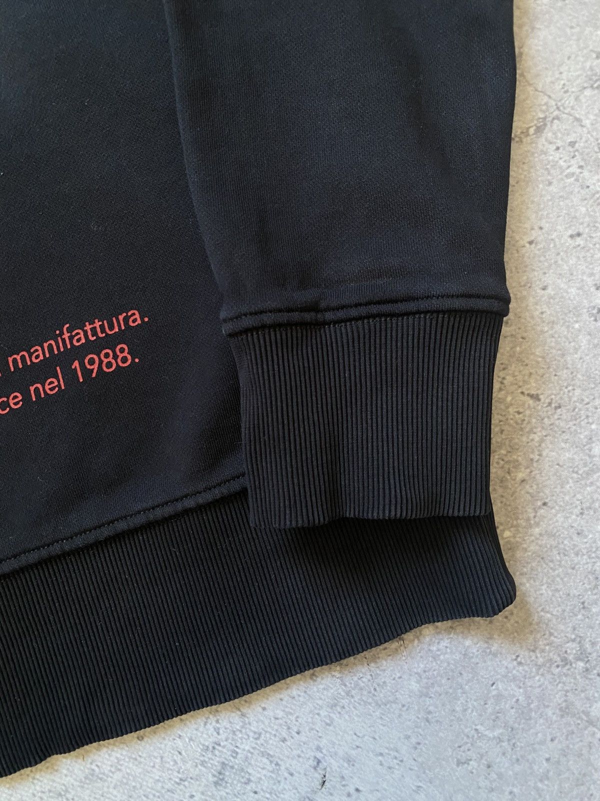 Versace Jeans Couture Versace Jeans Couture Hoodie Black Size L Y2K Luxury Italy Size US L / EU 52-54 / 3 - 10 Thumbnail