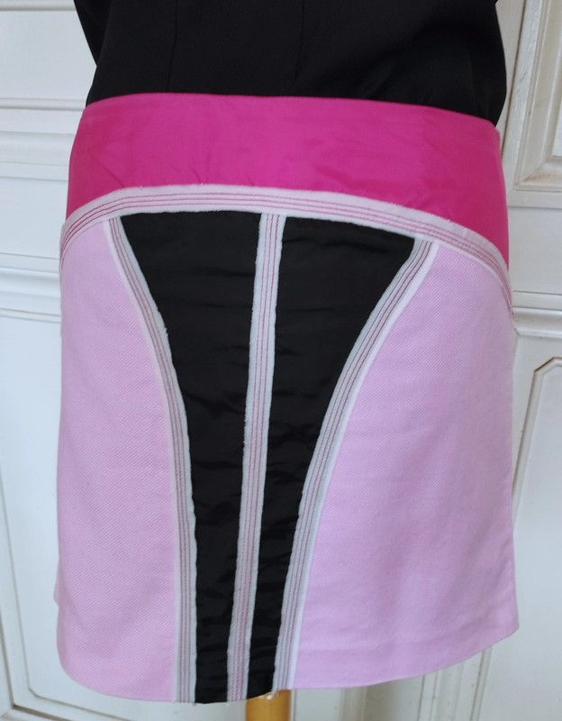 Gianfranco Ferre Gianfranco Ferré Jupe Couture Nid D Abeille Satin T L T40 Size 28" / US 6 / IT 42 - 1 Thumbnail
