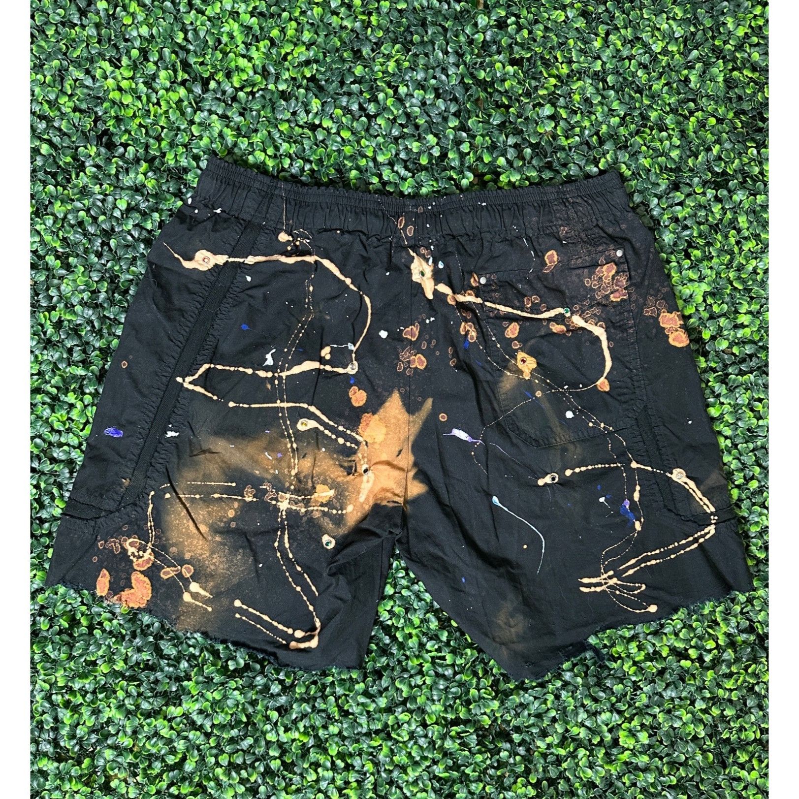 Handmade × John Elliott DRO Lab Custom 1/1 ART x John Elliott Distressed Shorts Size US 34 / EU 50 - 10 Thumbnail