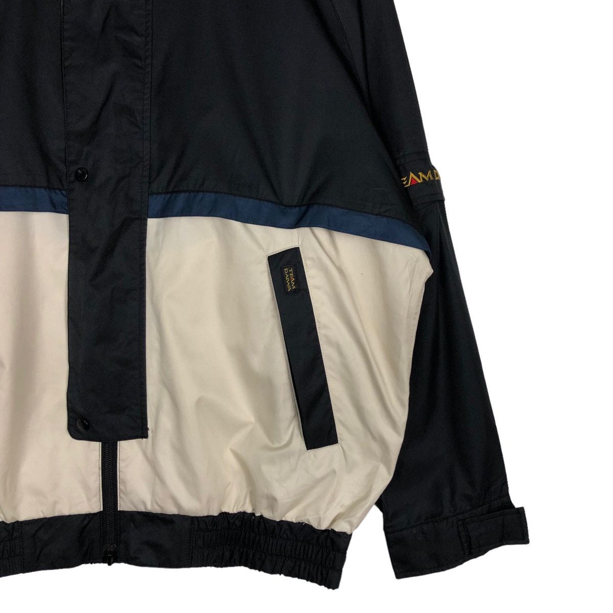 Japanese Brand 🔥Vintage Bomber Jacket Team Daiwa Golf Big Logo Size US M / EU 48-50 / 2 - 5 Thumbnail