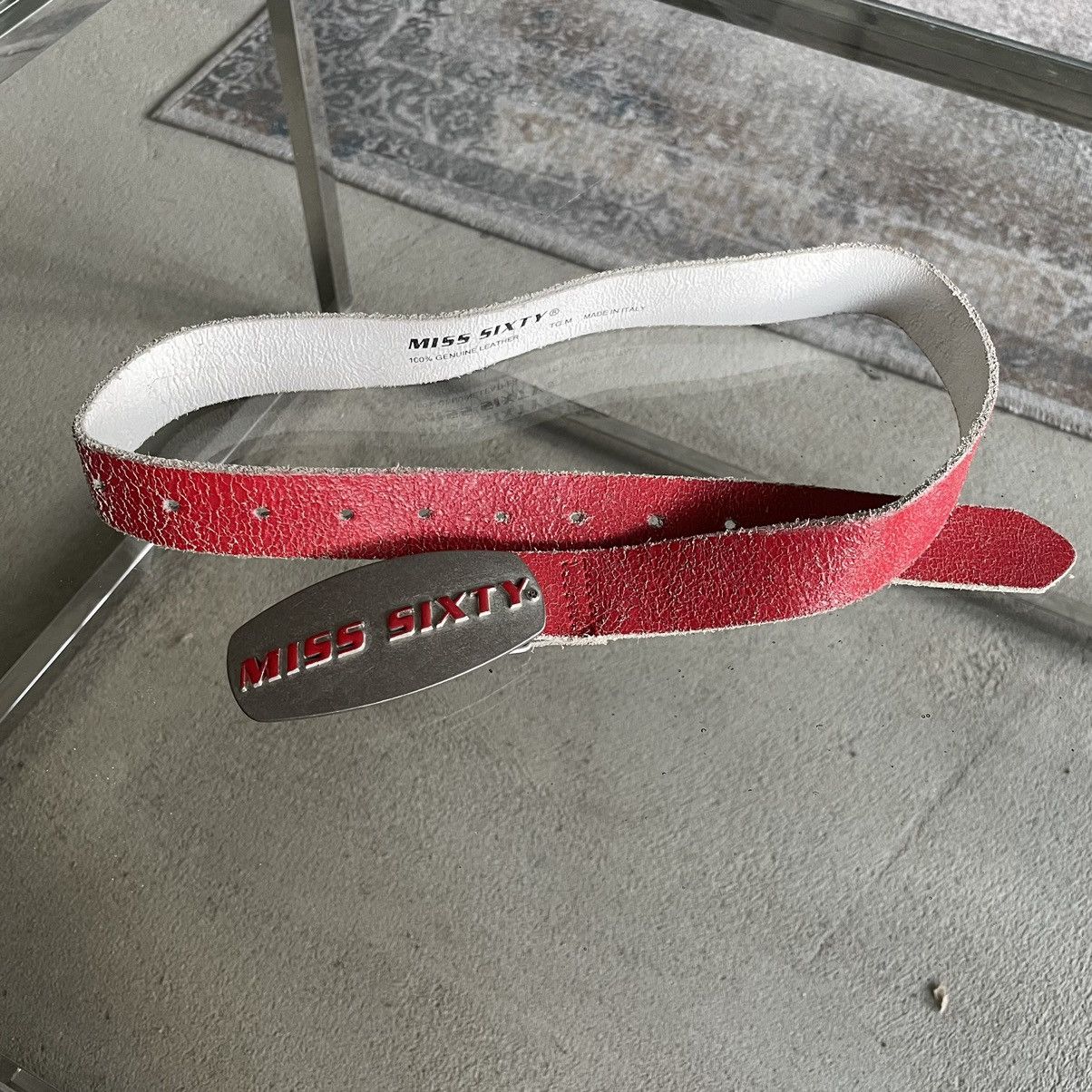 Miss Sixty × Vintage Miss Sixty Vintge Red Leather Belt Size ONE SIZE - 1 Thumbnail