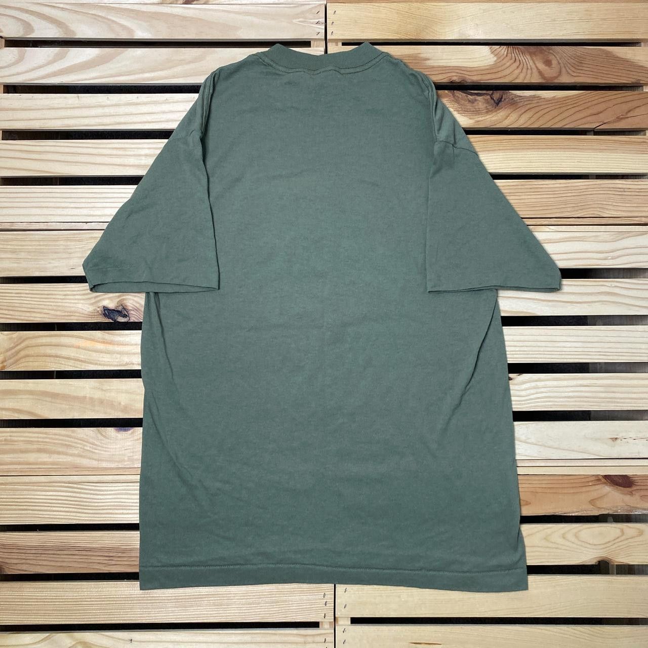 TEE JAYS Vintage Romans 8:37 Green Bible Verse Jesus Tee Size Large Size US L / EU 52-54 / 3 - 2 Thumbnail