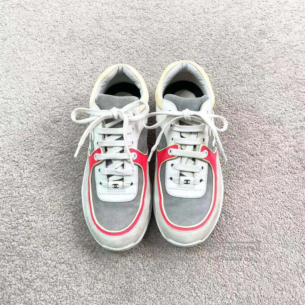 Chanel Chanel White powder sneakers| Size US 6 / IT 36 - 2 Thumbnail