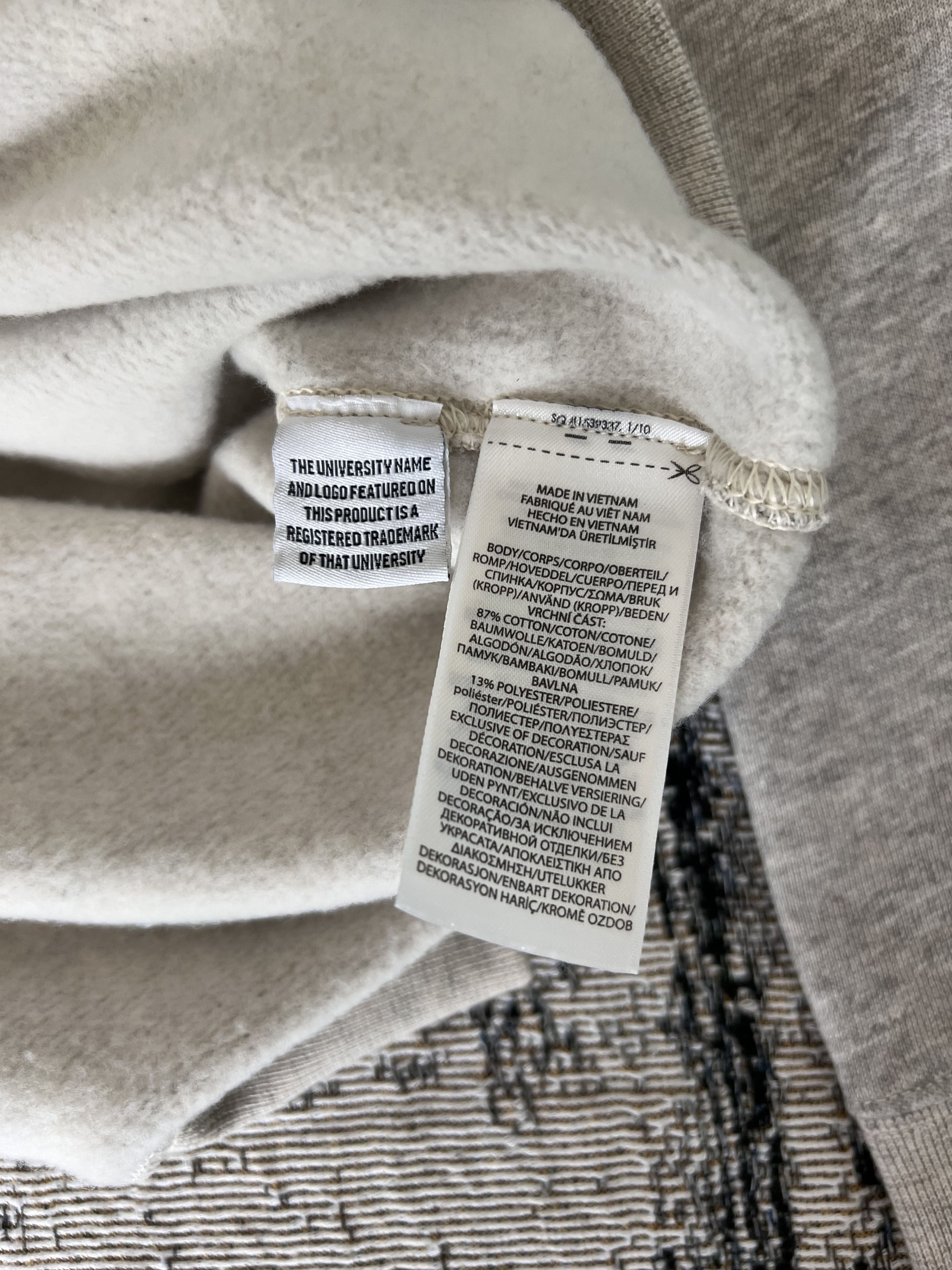 Polo Ralph Lauren Polo Ralph Lauren The Morehouse Polo Sweatshirt in Grey Size US L / EU 52-54 / 3 - 8 Thumbnail