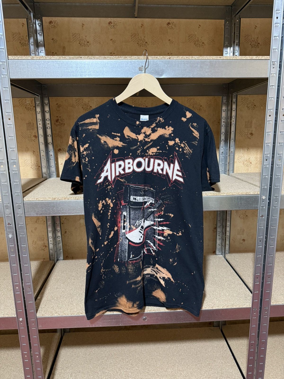 Band Tees × Vintage Vintage 2016 Airbourne Breakin' Outta Hell Rock Band T-Shirt Size US M / EU 48-50 / 2 - 1 Thumbnail