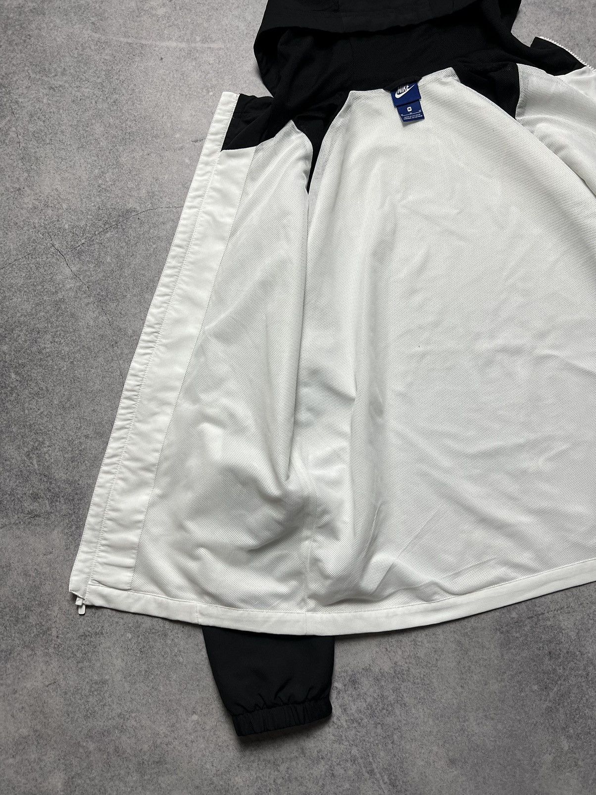 Vintage Nike Big Swoosh Logo Y2K Track Jacket Size US M / EU 48-50 / 2 - 8 Thumbnail