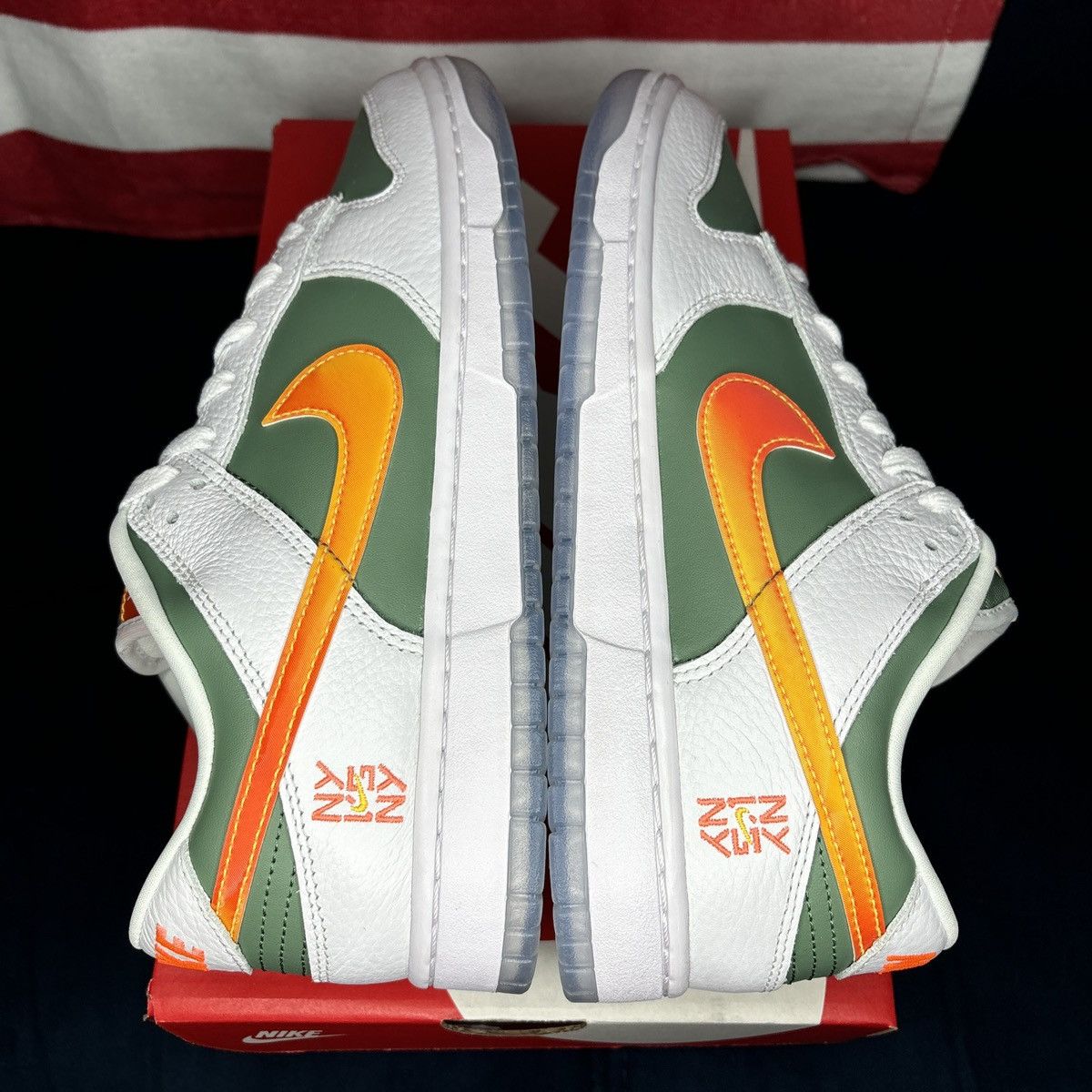 Nike Nike Dunk Low SE “New York vs New York” Size US 9 / EU 42 - 1 Thumbnail