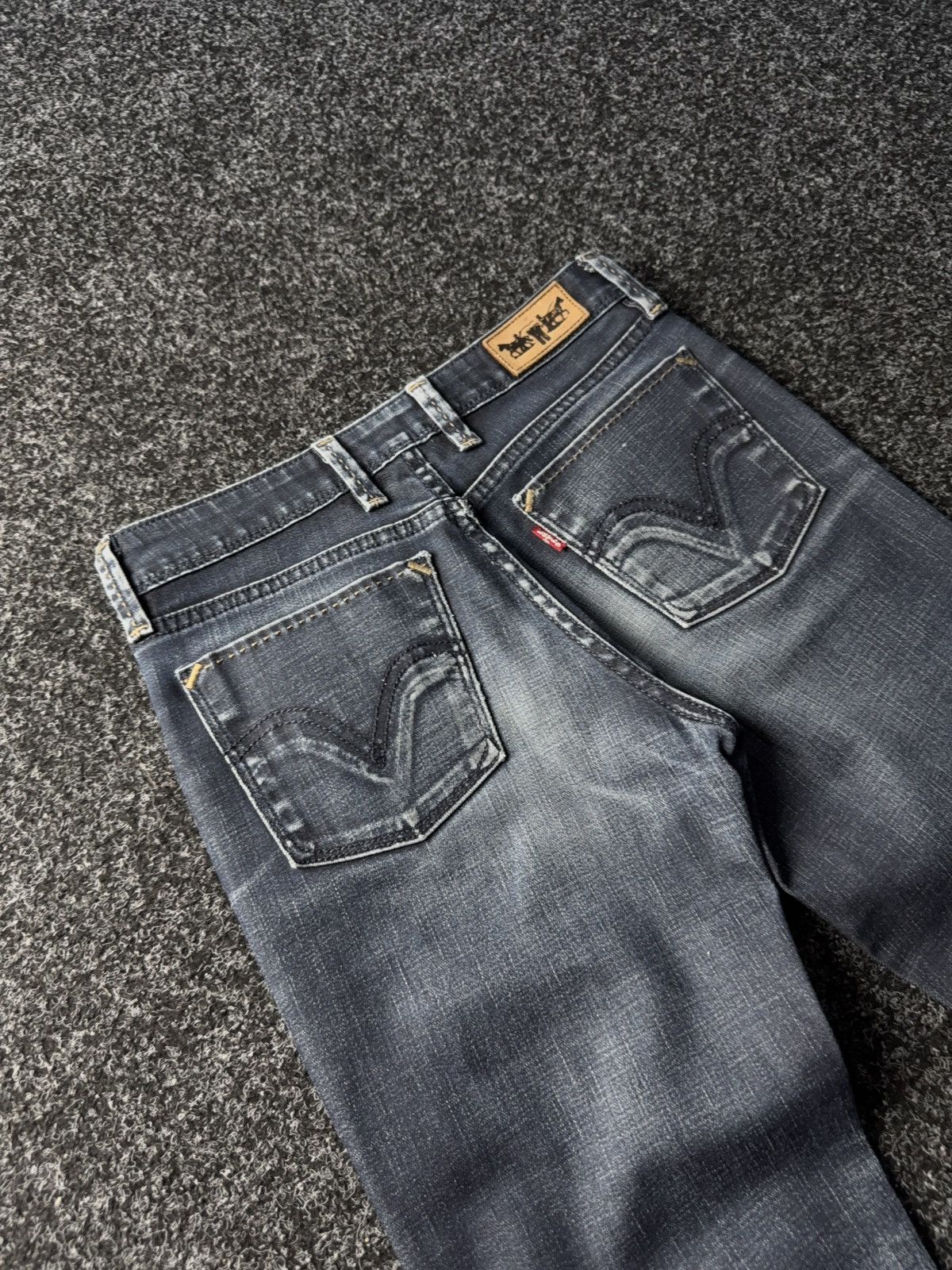 Levi's × Vintage Levi’s 627 Straight Fit Distressed Jeans Y2K Style Size 27" / US 4 / IT 40 - 11 Thumbnail