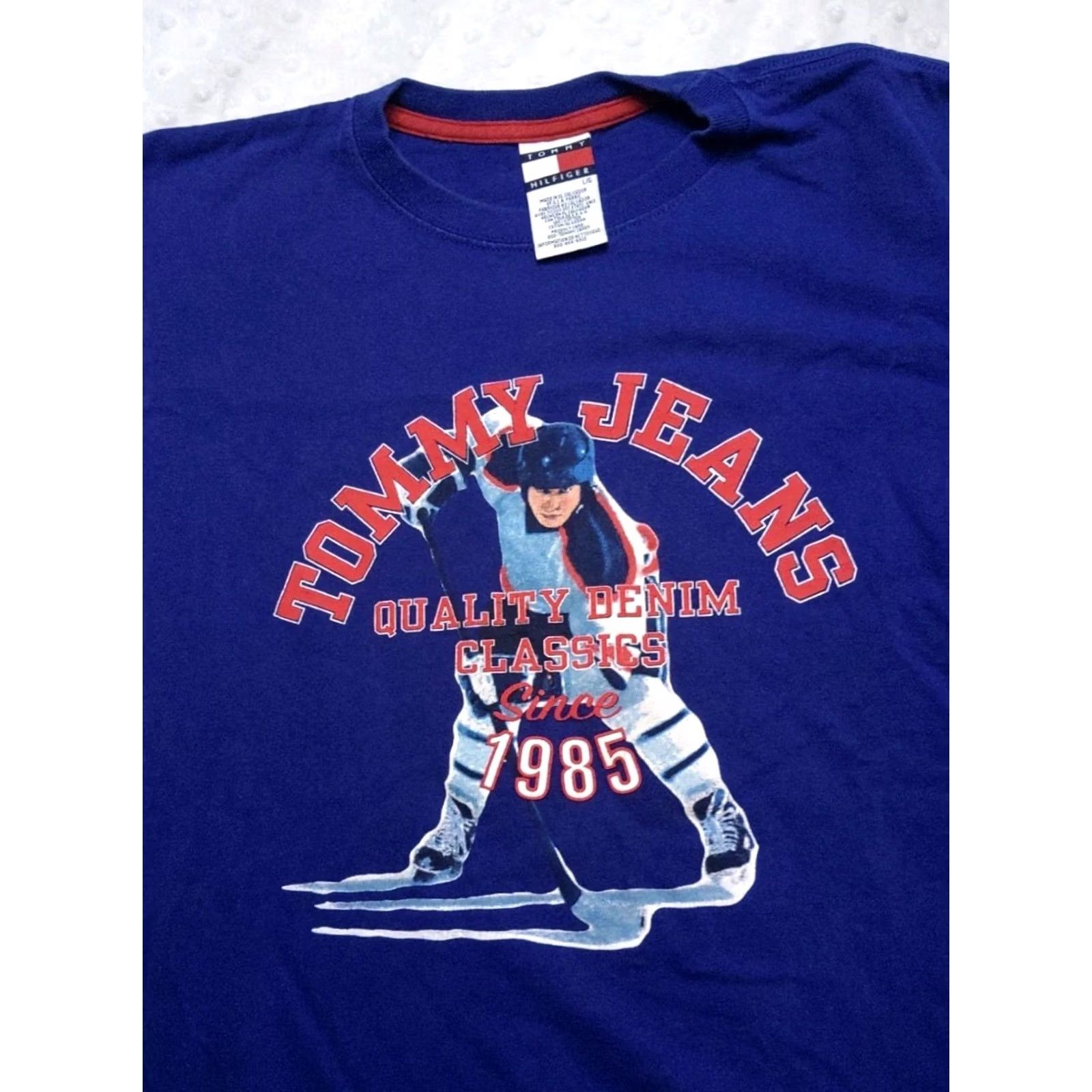 Tommy Hilfiger Tommy Hilfiger Jeans Shirt Mens Large Long Sleeve Tee Hockey Graphic Y2K Vintage Size US L / EU 52-54 / 3 - 4 Thumbnail