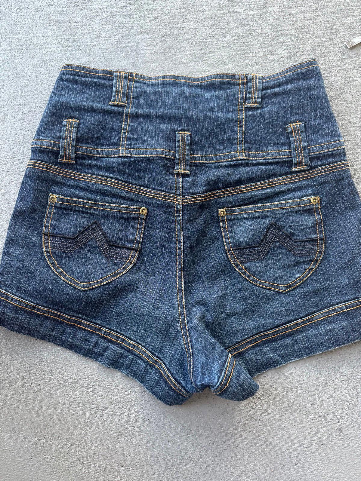 Designer Beyou Jean short Size 32" / US 10 / IT 46 - 2 Thumbnail