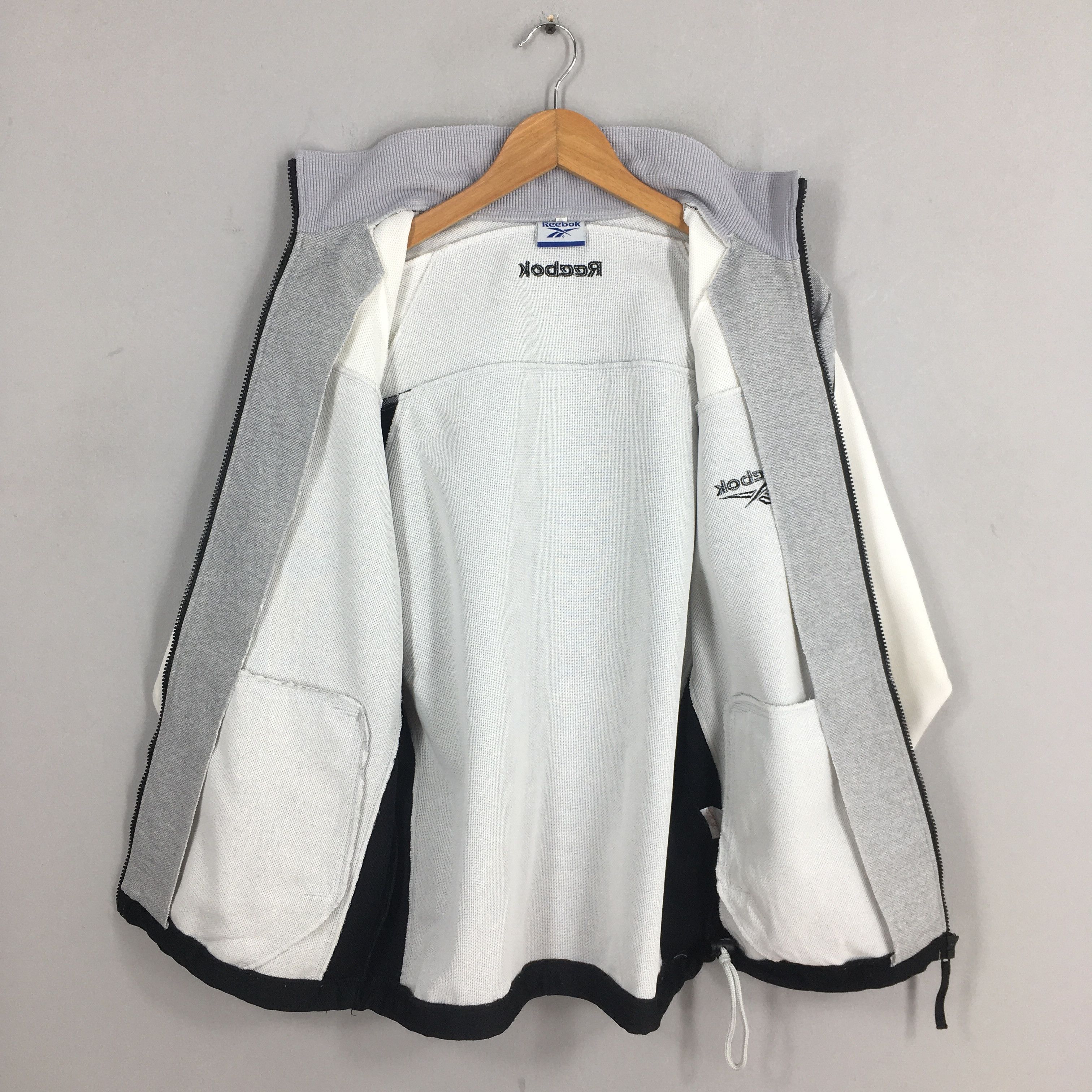 Reebok Vintage 90s Reebok Sports Windbreaker Gray Jacket Medium Size US M / EU 48-50 / 2 - 5 Thumbnail