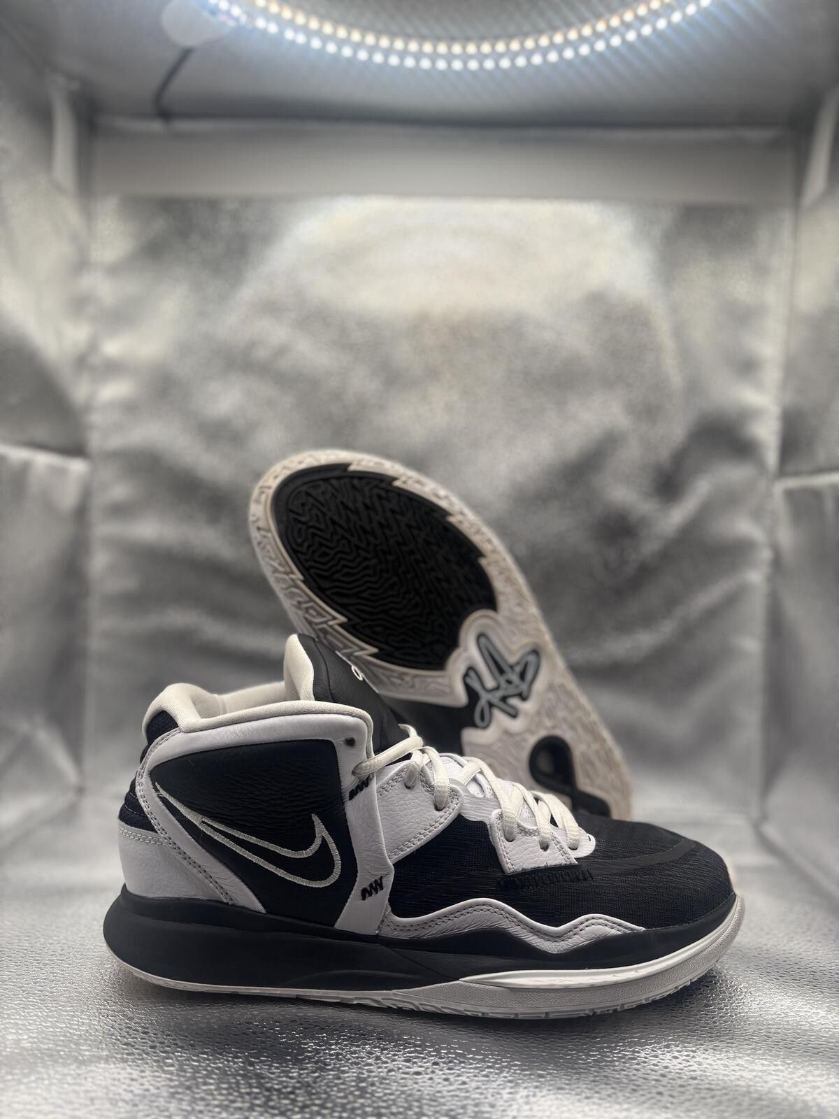Nike Nike Kyrie infinity TB black white Size US 9.5 / EU 42-43 - 1 Thumbnail