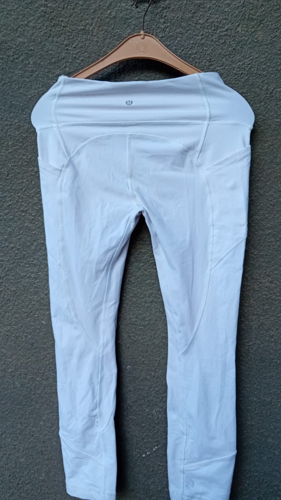 Lululemon Lululemon Align High-Rise White Yoga Pant sz 6 Size 28" / US 6 / IT 42 - 1 Thumbnail