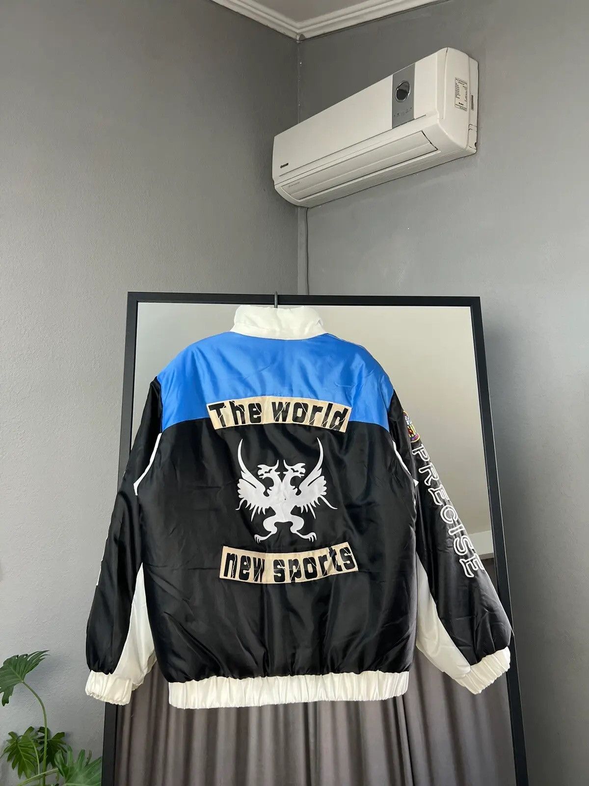 NASCAR Vintage Racing bomber jacket Red Bull Marlboro Size US M / EU 48-50 / 2 - 12 Thumbnail
