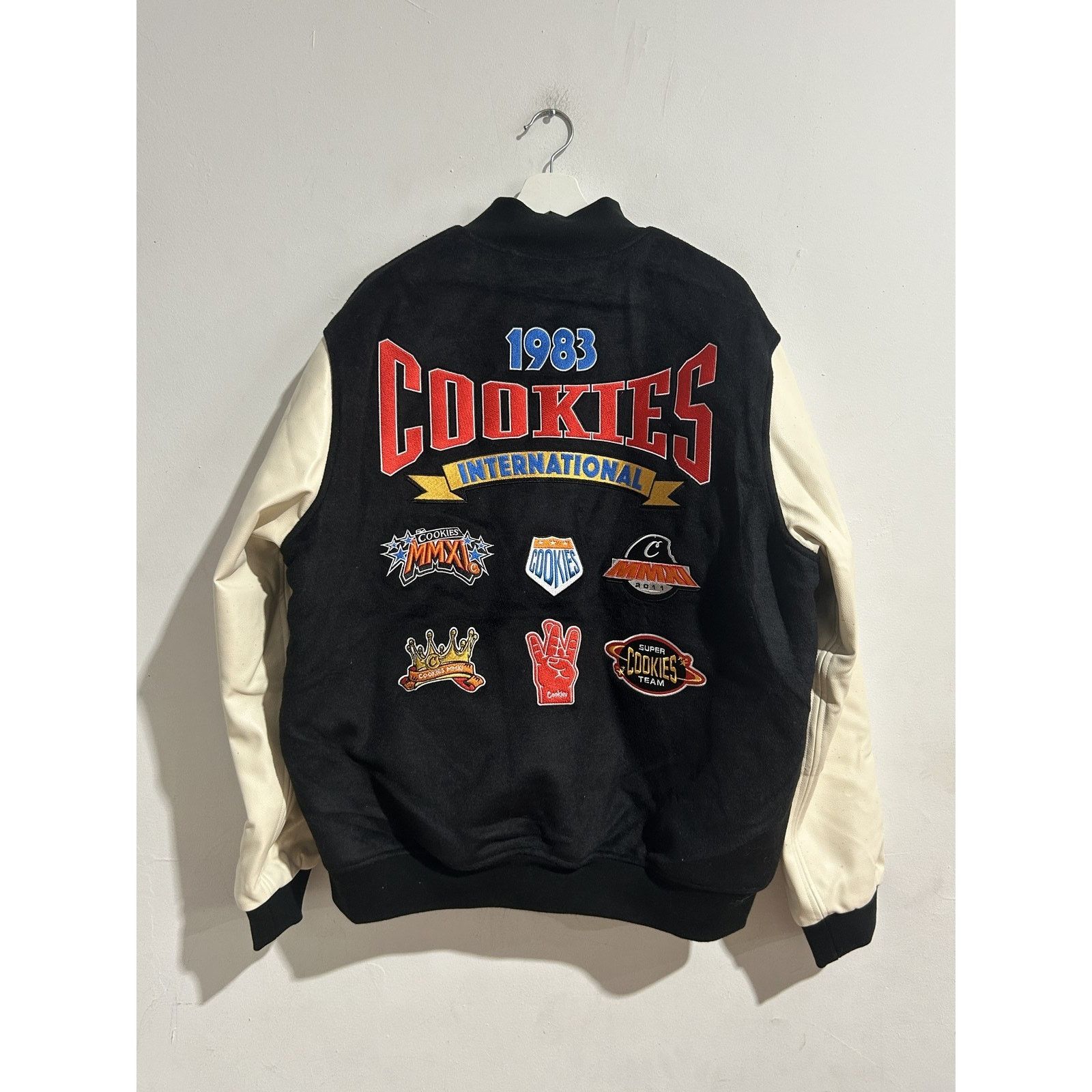 Mitchell & Ness MITCHELL & NESS COOKIES VARSITY JACKET SIZE XL NEW Size US XL / EU 56 / 4 - 2 Thumbnail