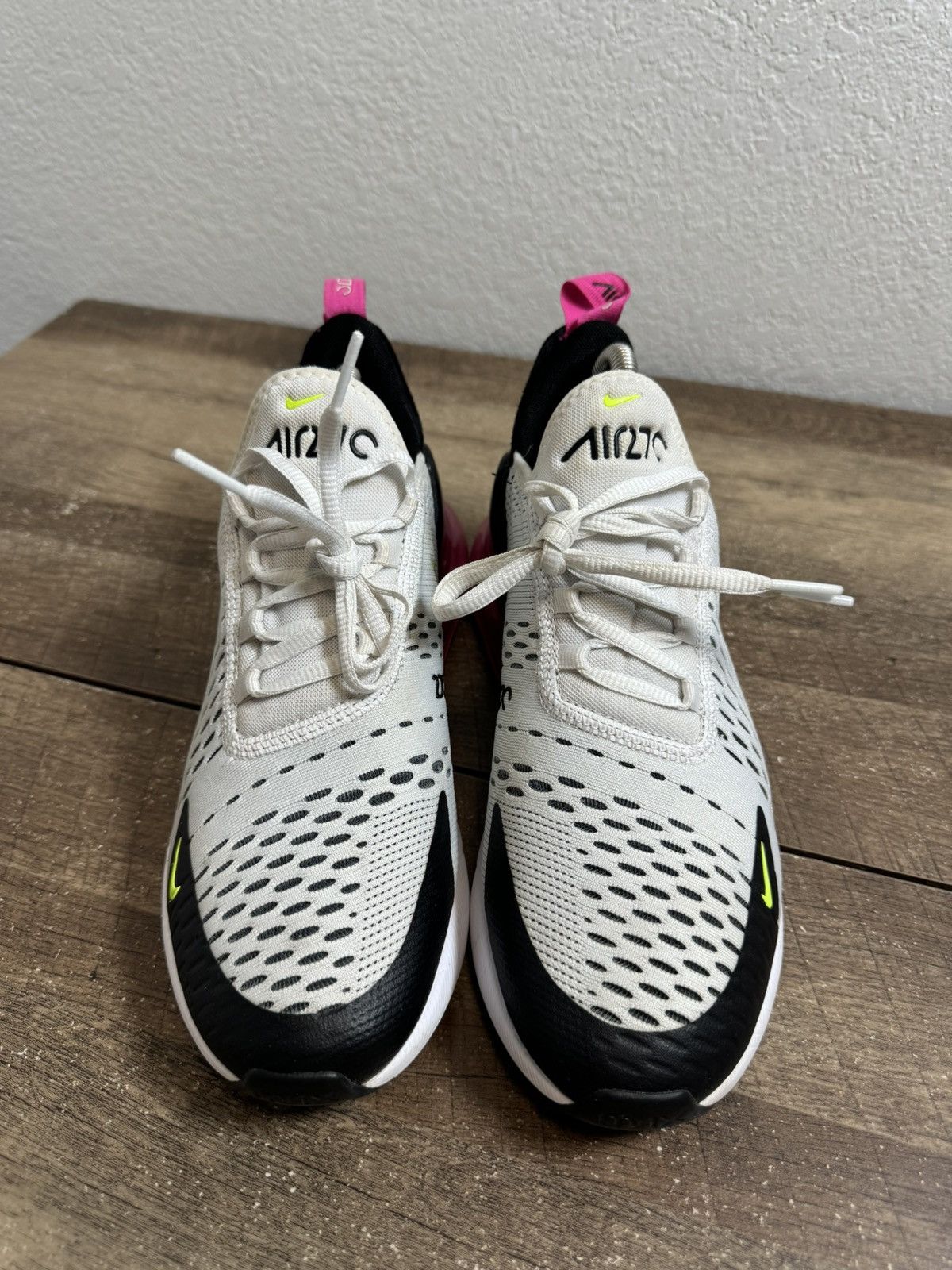 Nike Nike Air max 270 White Black Fuchsia Volt 943345-102 GS 7Y Size US 7 / EU 40 - 3 Thumbnail