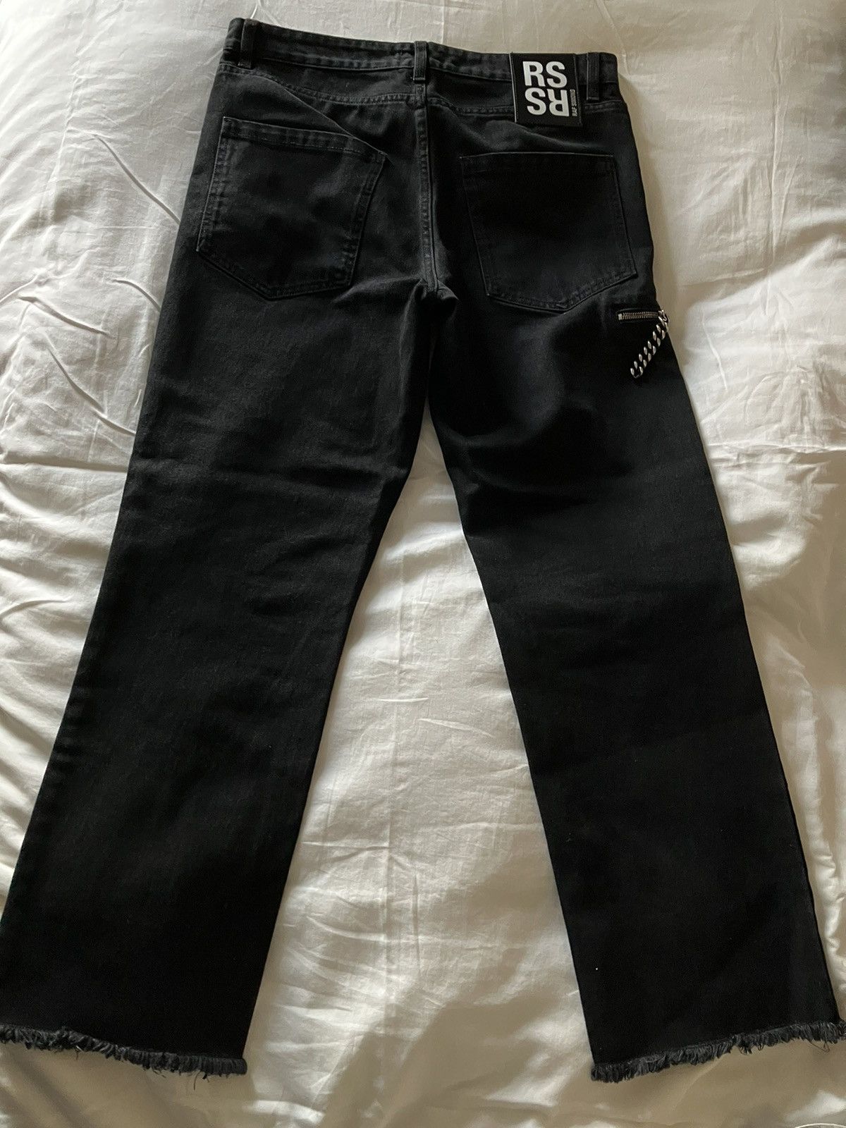 Raf Simons Raf Simons Cropped Denim Pants With Zipped Pocket Size US 32 / EU 48 - 2 Thumbnail