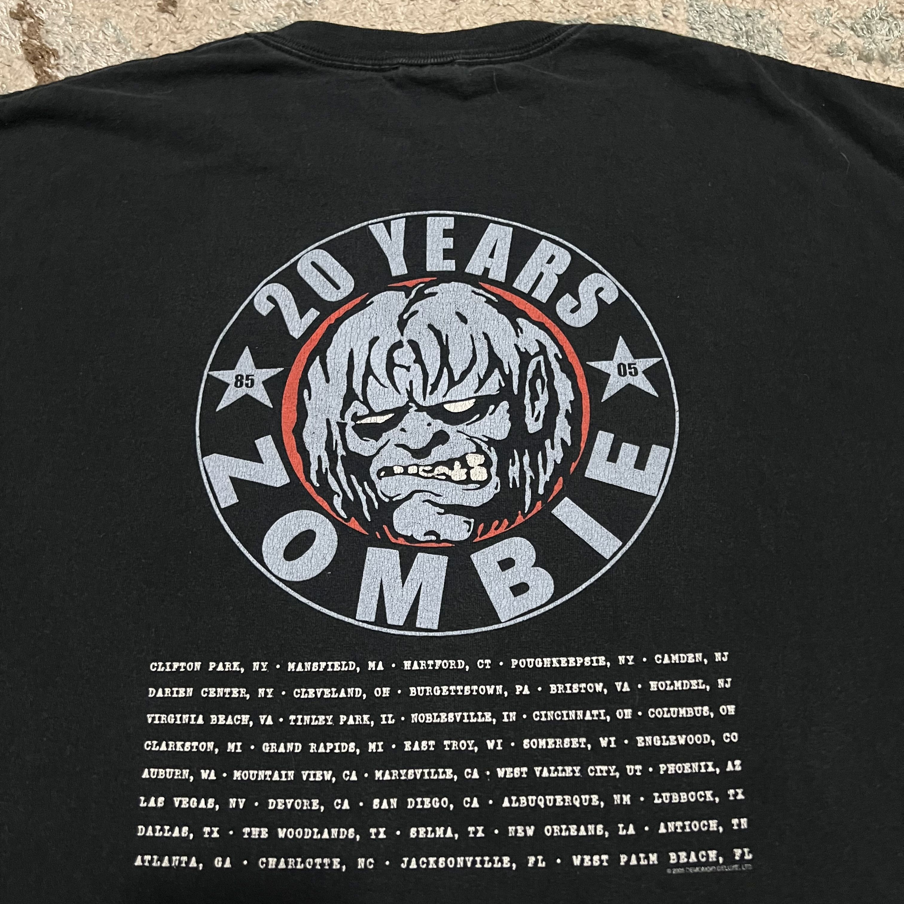 Band Tees × Vintage Vintage Rob Zombie 20 Year Anniversary Magician Shirt 2005 Size US XL / EU 56 / 4 - 4 Thumbnail